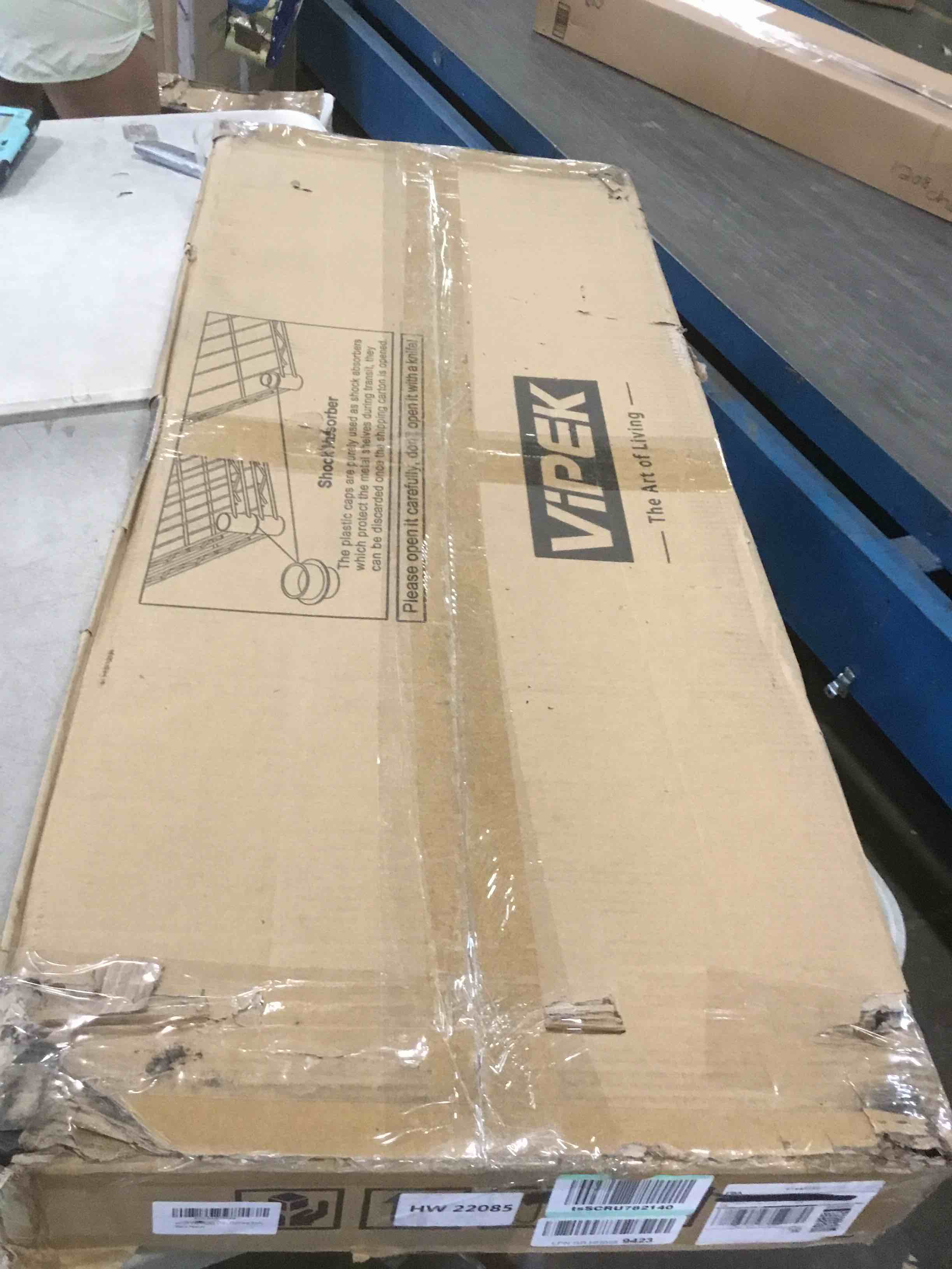 https://s3.amazonaws.com/lotting-images-prod/bidfta/BLU5695736_1714592177122.jpeg