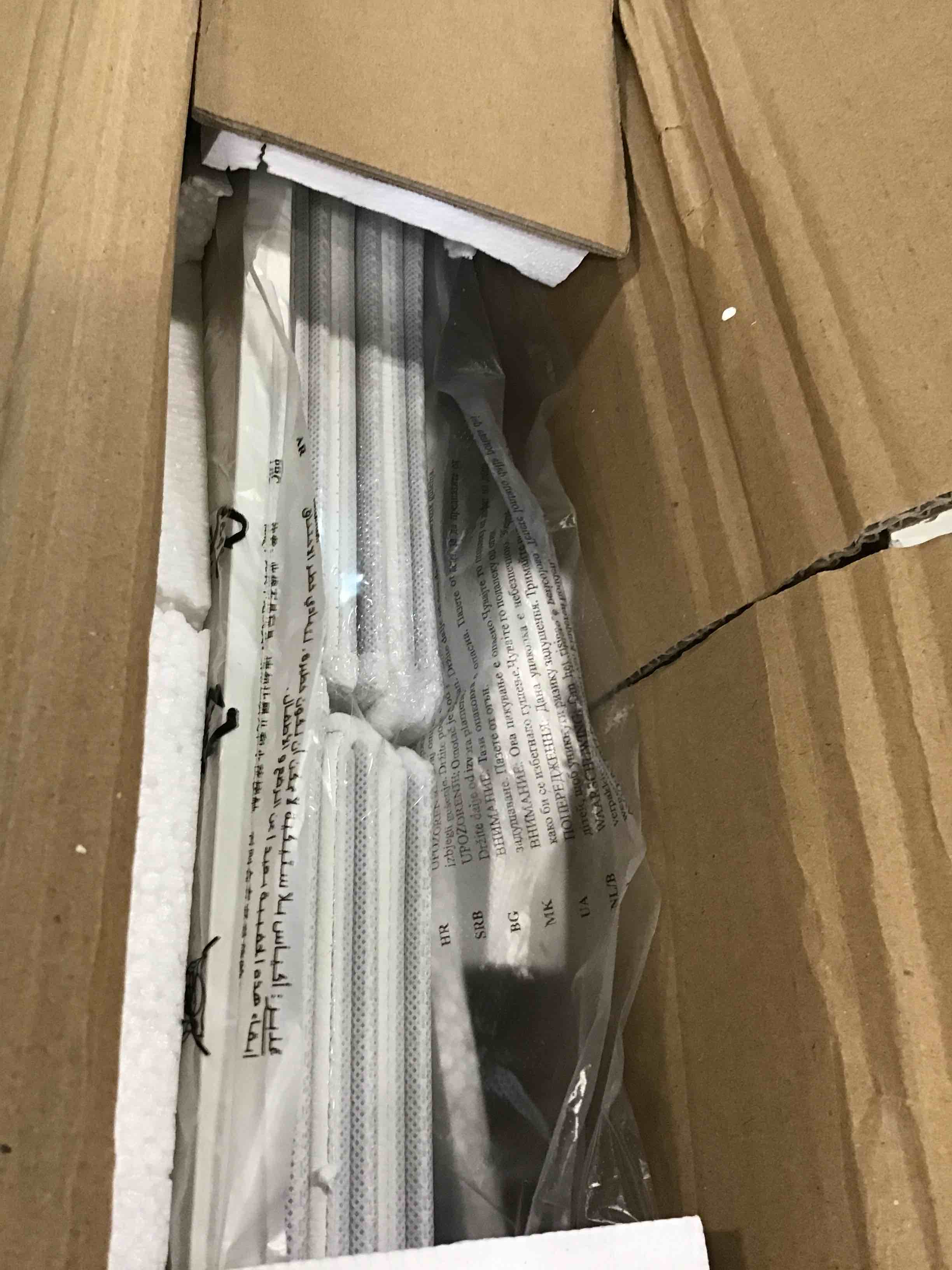 https://s3.amazonaws.com/lotting-images-prod/bidfta/BLU5695937_1714674217987.jpeg