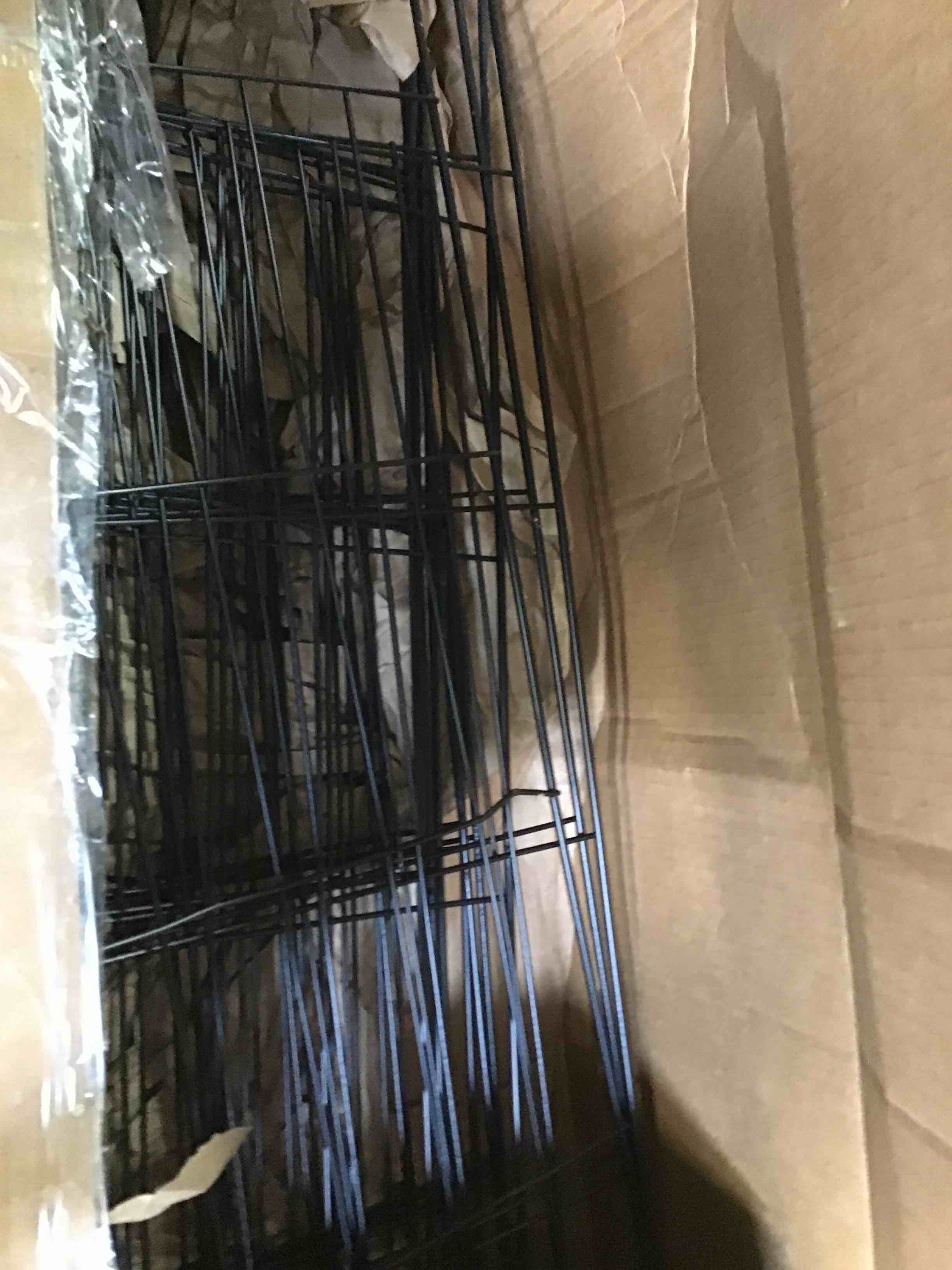 https://s3.amazonaws.com/lotting-images-prod/bidfta/BLU5695986_1714672617705.jpeg