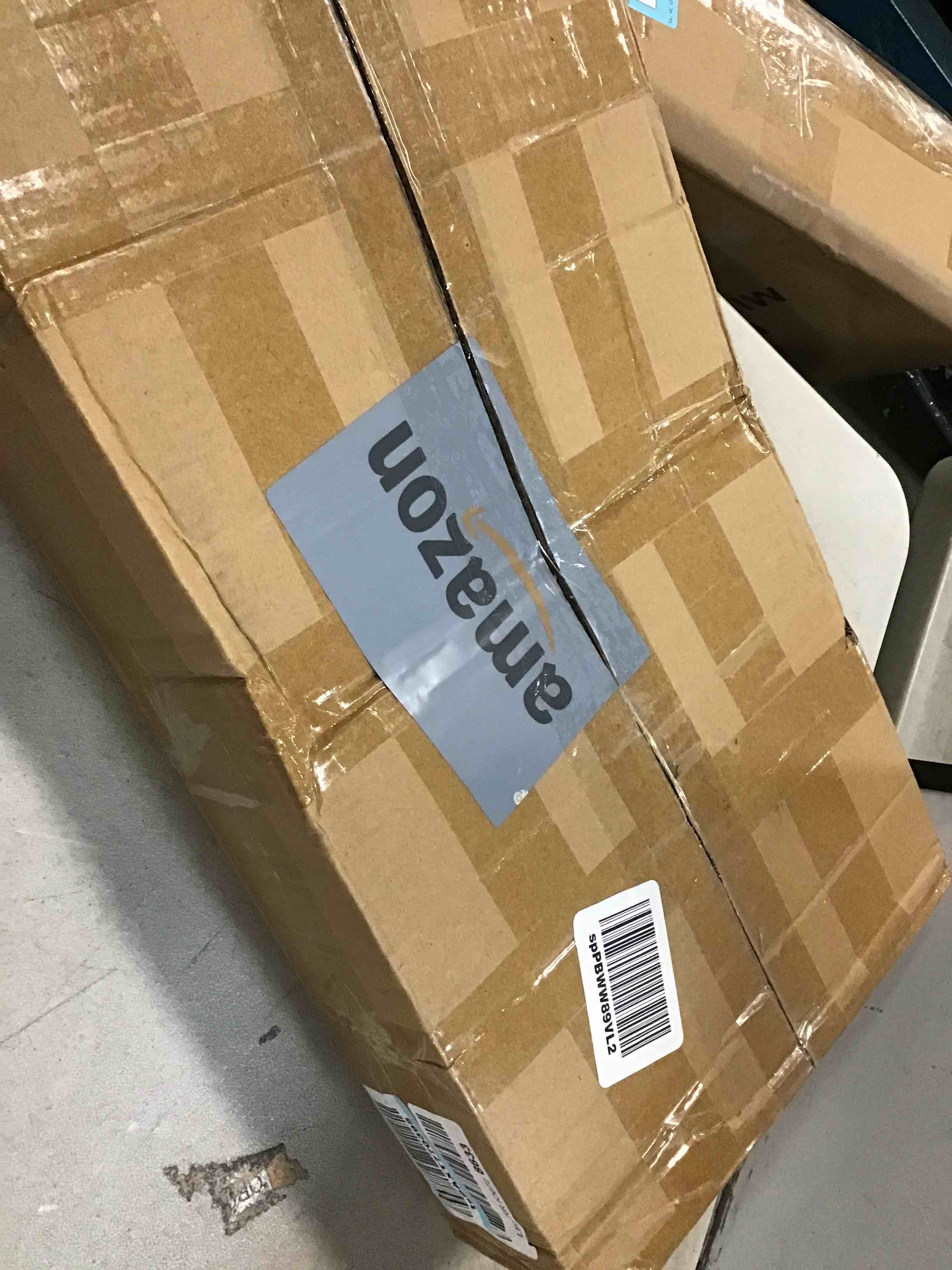 https://s3.amazonaws.com/lotting-images-prod/bidfta/BLU5696482_1715008518286.jpeg