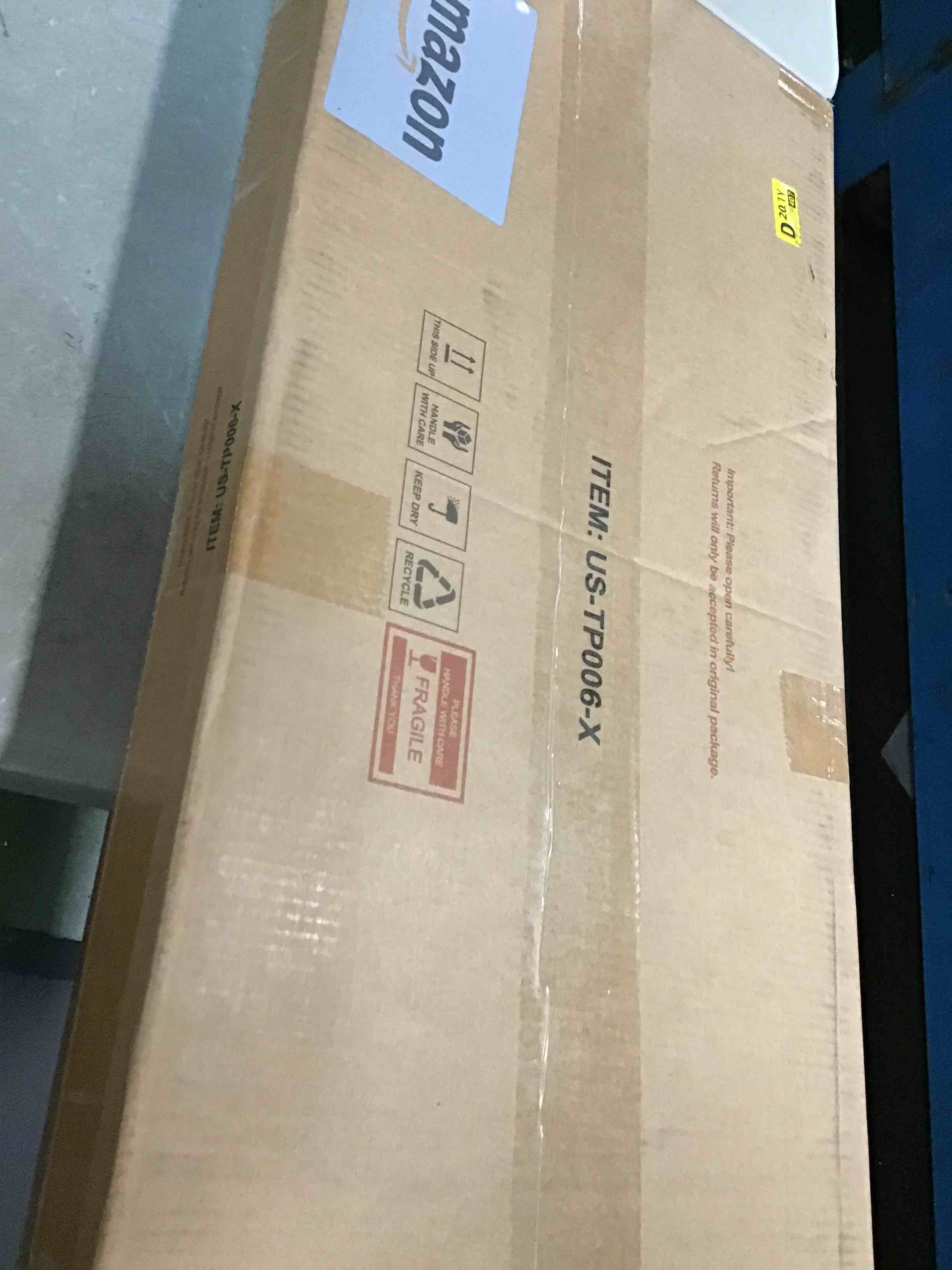 https://s3.amazonaws.com/lotting-images-prod/bidfta/BLU5696605_1715079558670.jpeg