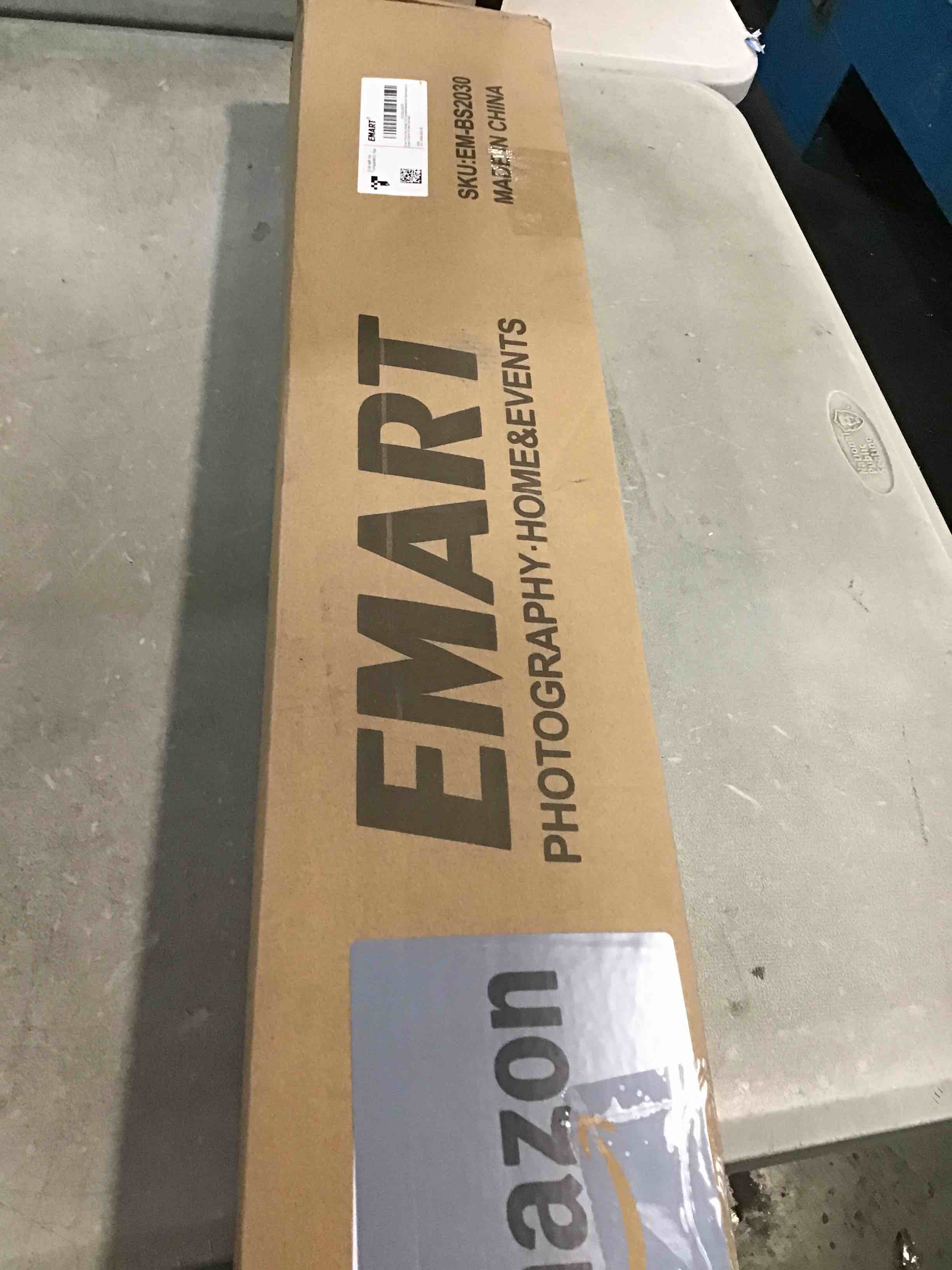 https://s3.amazonaws.com/lotting-images-prod/bidfta/BLU5696980_1715179001687.jpeg