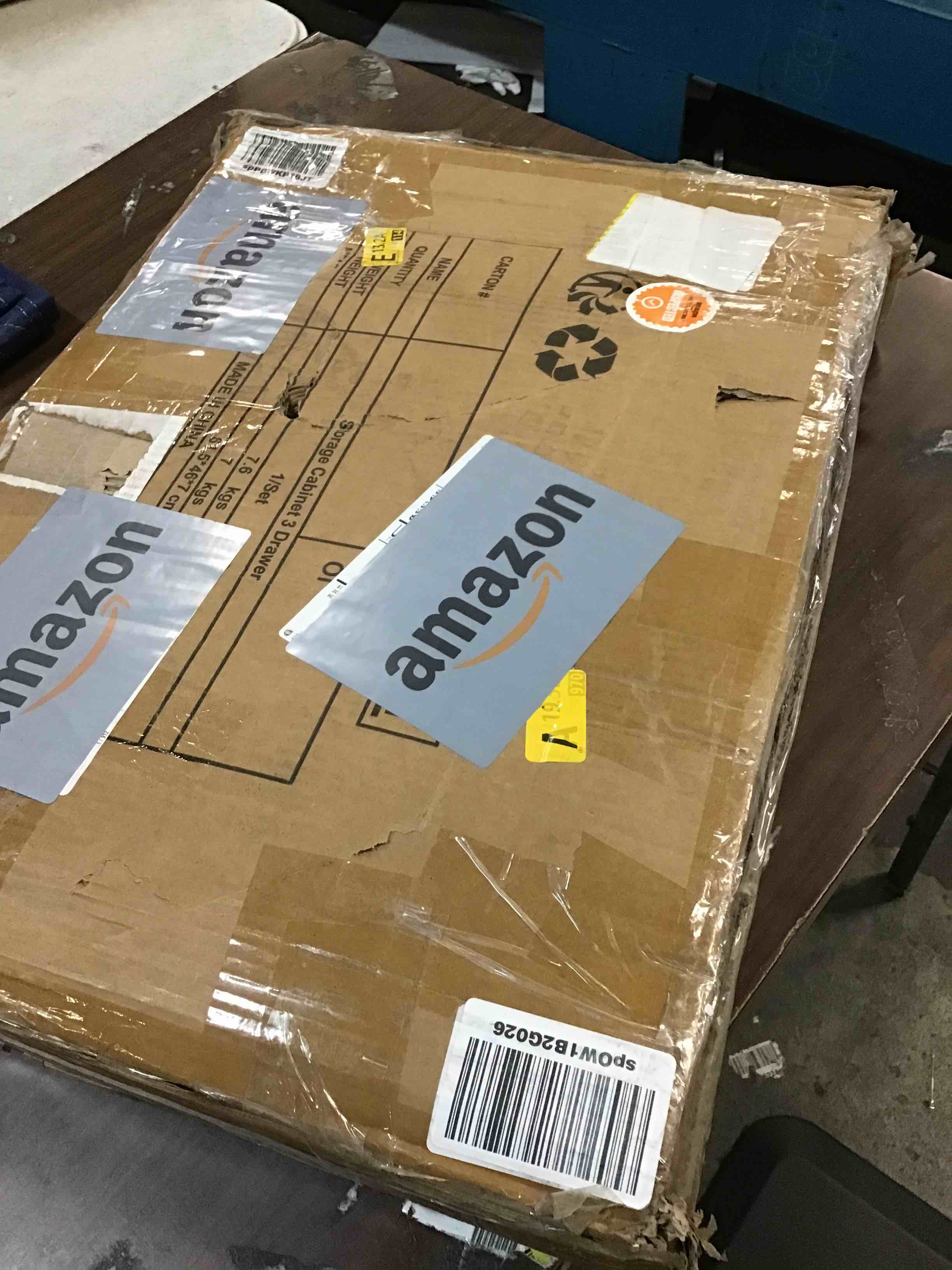 https://s3.amazonaws.com/lotting-images-prod/bidfta/BLU5697255_1715268419369.jpeg