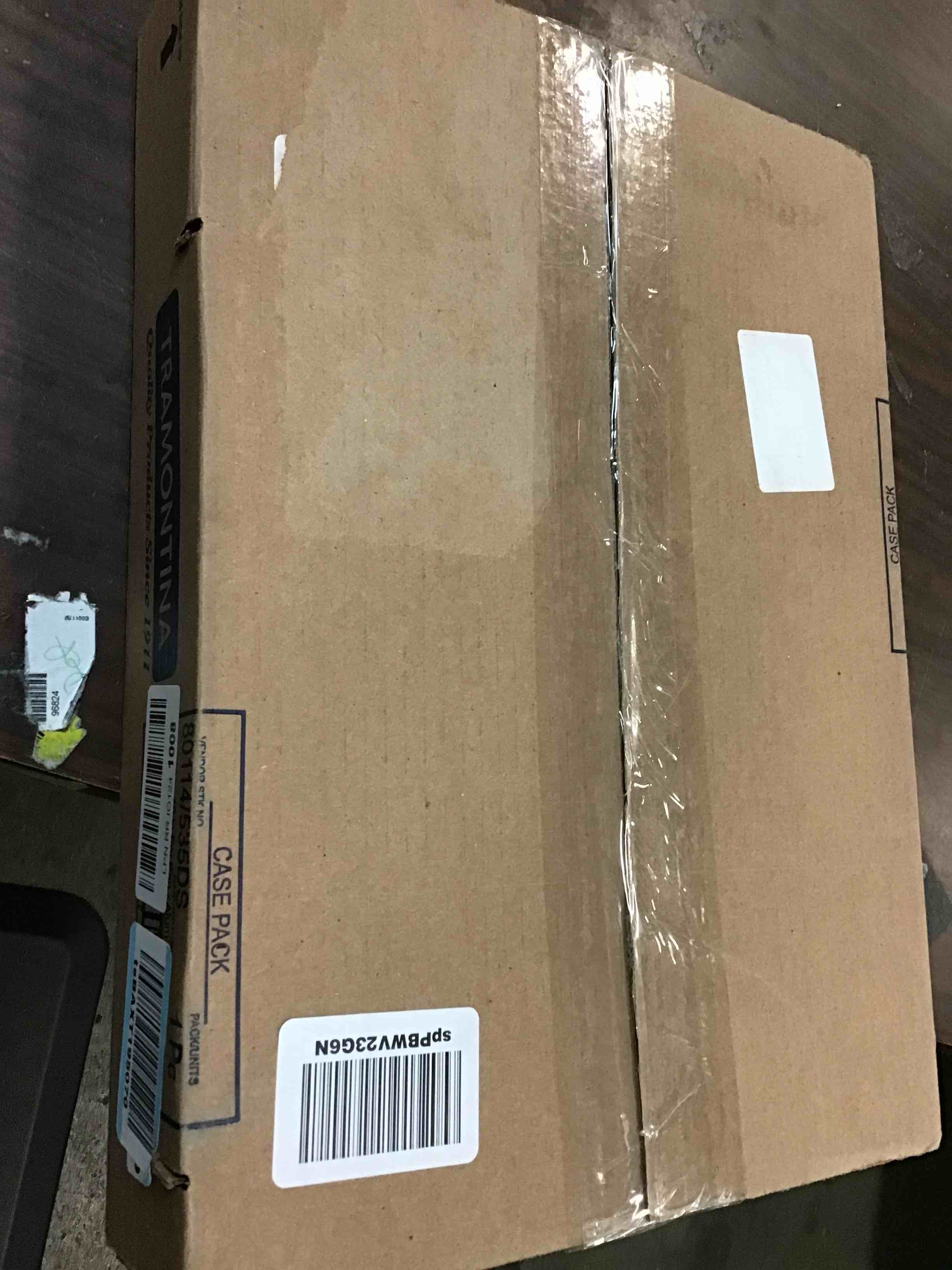 https://s3.amazonaws.com/lotting-images-prod/bidfta/BLU5697284_1715275204079.jpeg