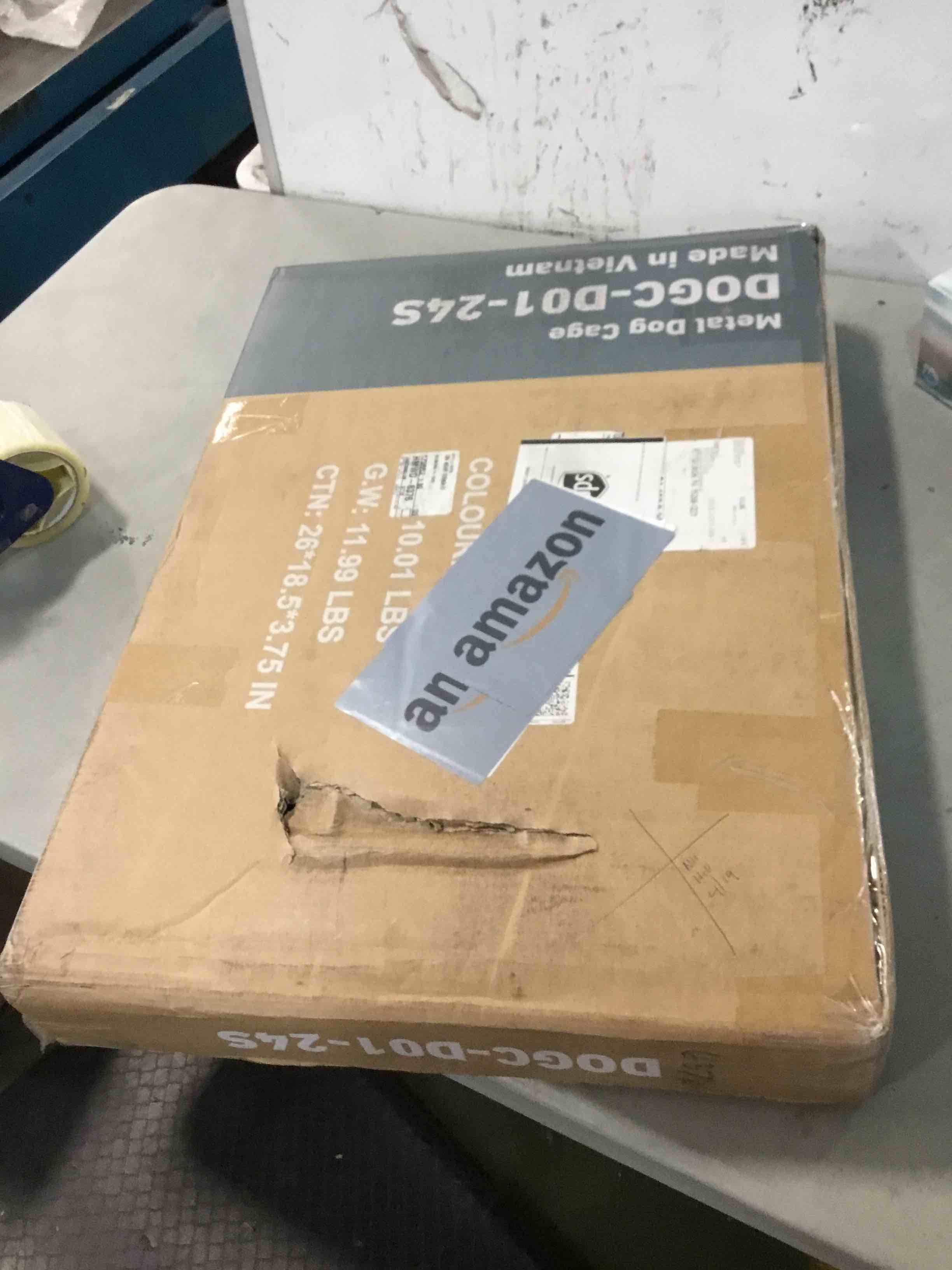 https://s3.amazonaws.com/lotting-images-prod/bidfta/BLU5697741_1715179326673.jpeg