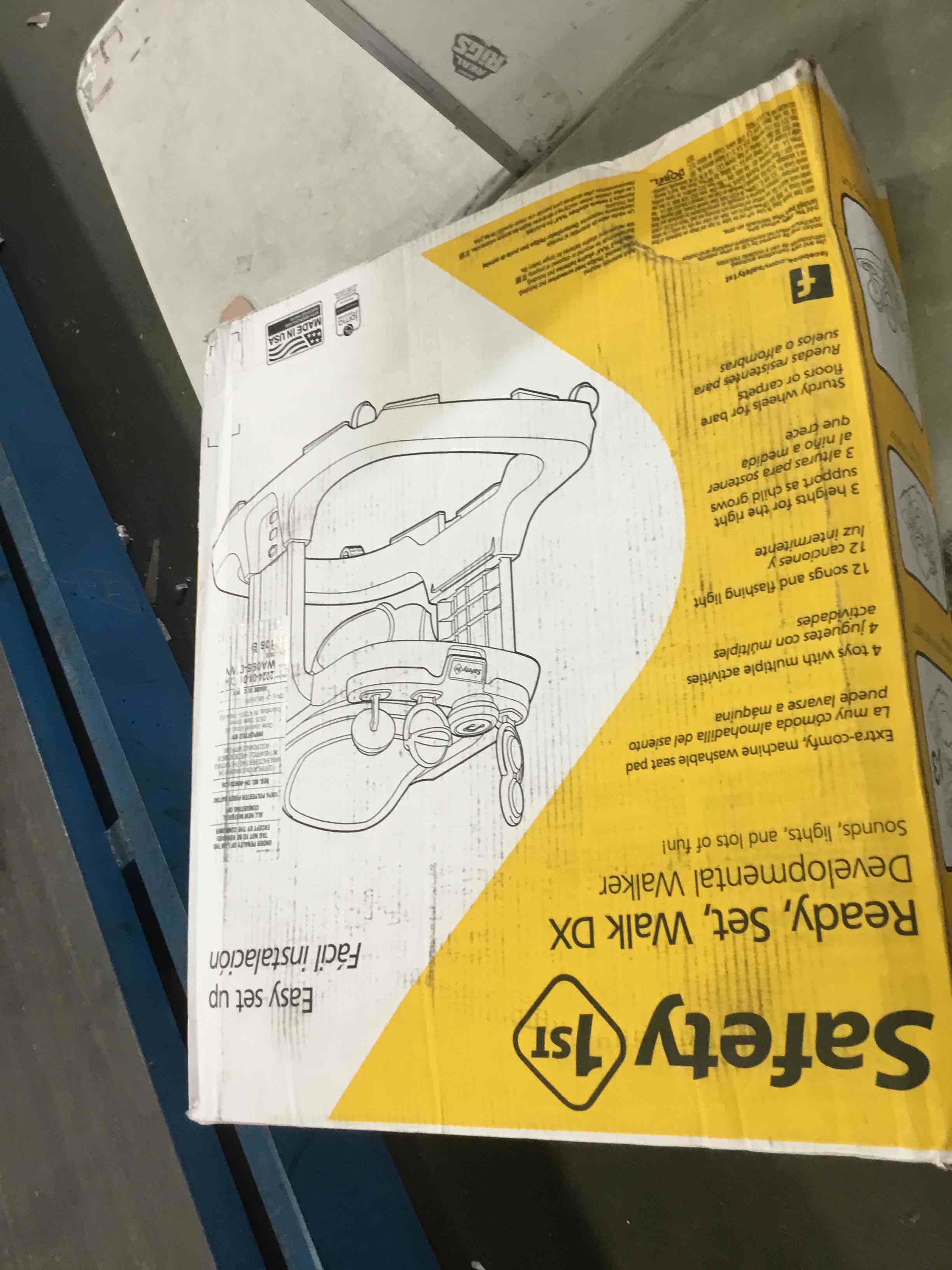 https://s3.amazonaws.com/lotting-images-prod/bidfta/BLU5698198_1715354399440.jpeg