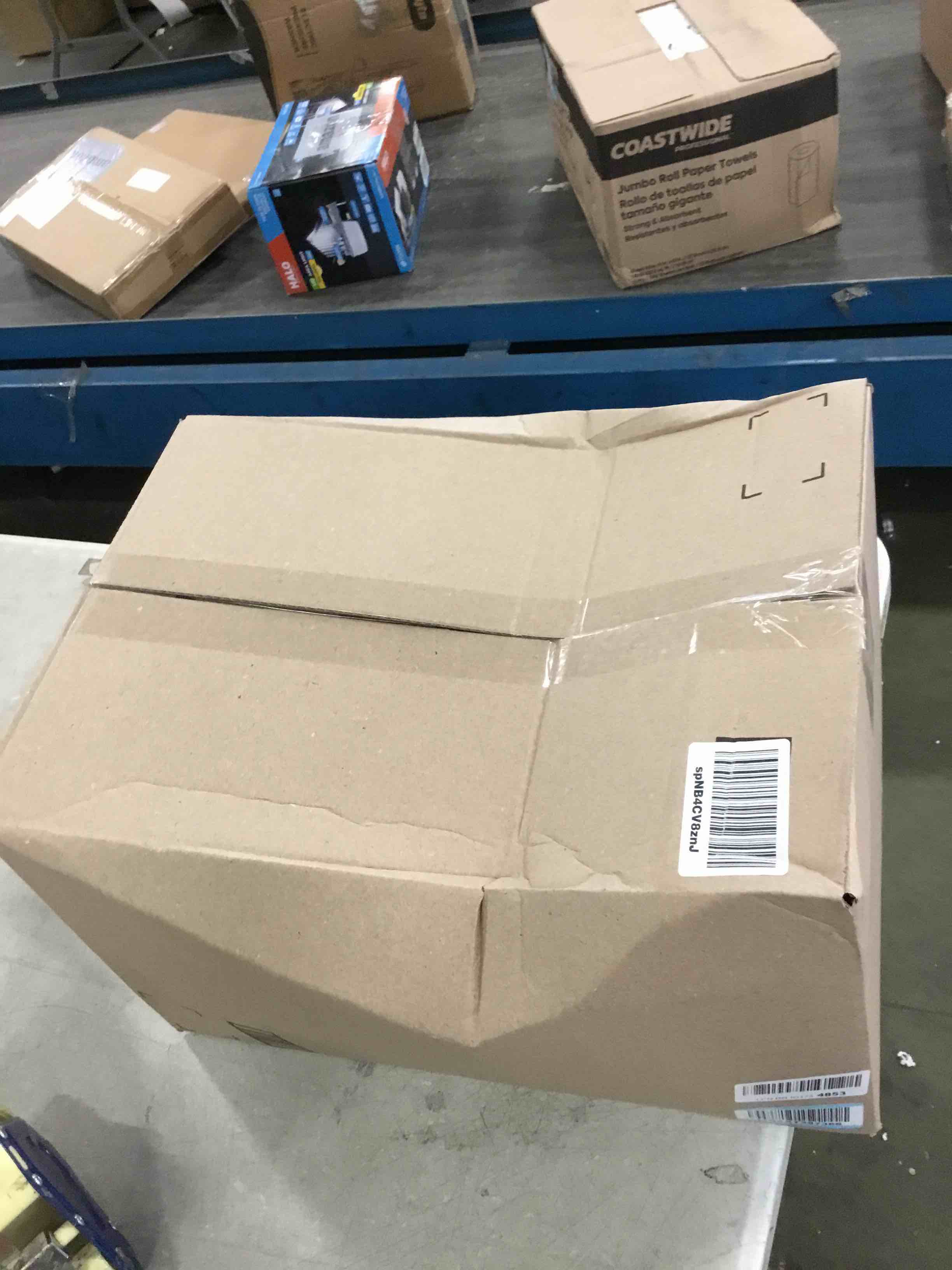 https://s3.amazonaws.com/lotting-images-prod/bidfta/BLU5698369_1715601862114.jpeg