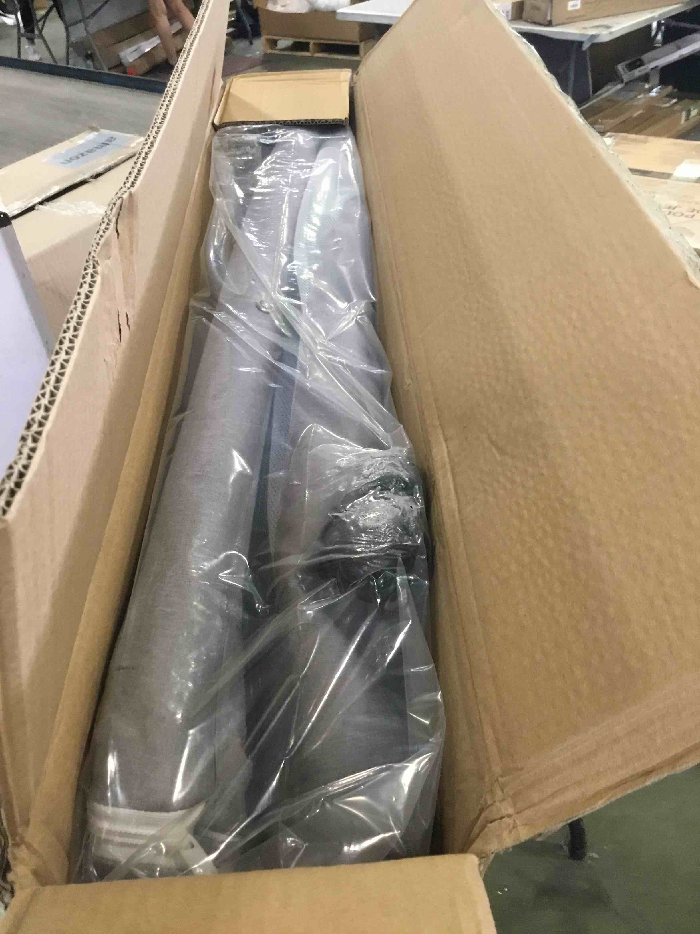 https://s3.amazonaws.com/lotting-images-prod/bidfta/BLU5698541_1715624435650.jpeg