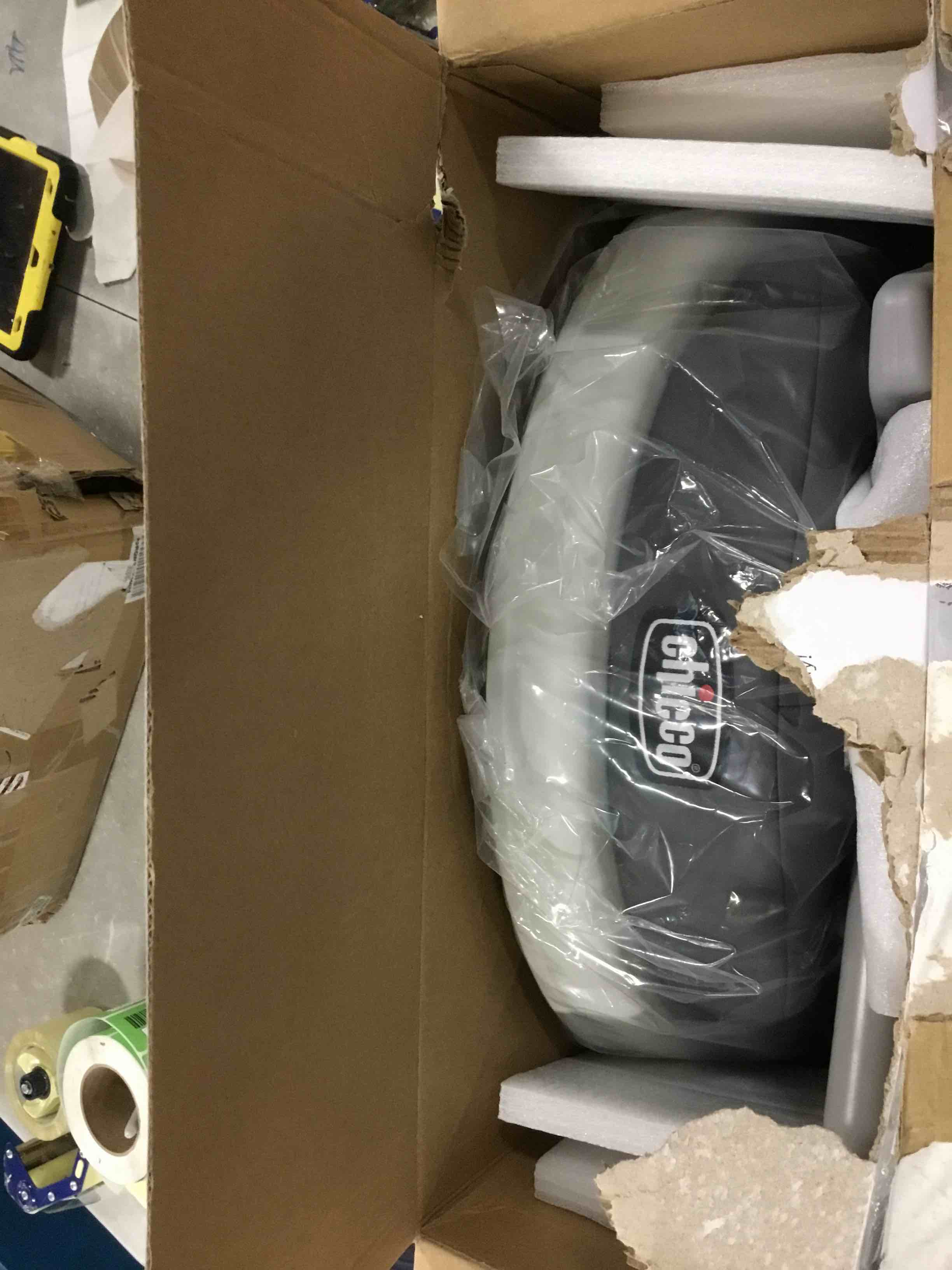 https://s3.amazonaws.com/lotting-images-prod/bidfta/BLU5698586_1715685174091.jpeg