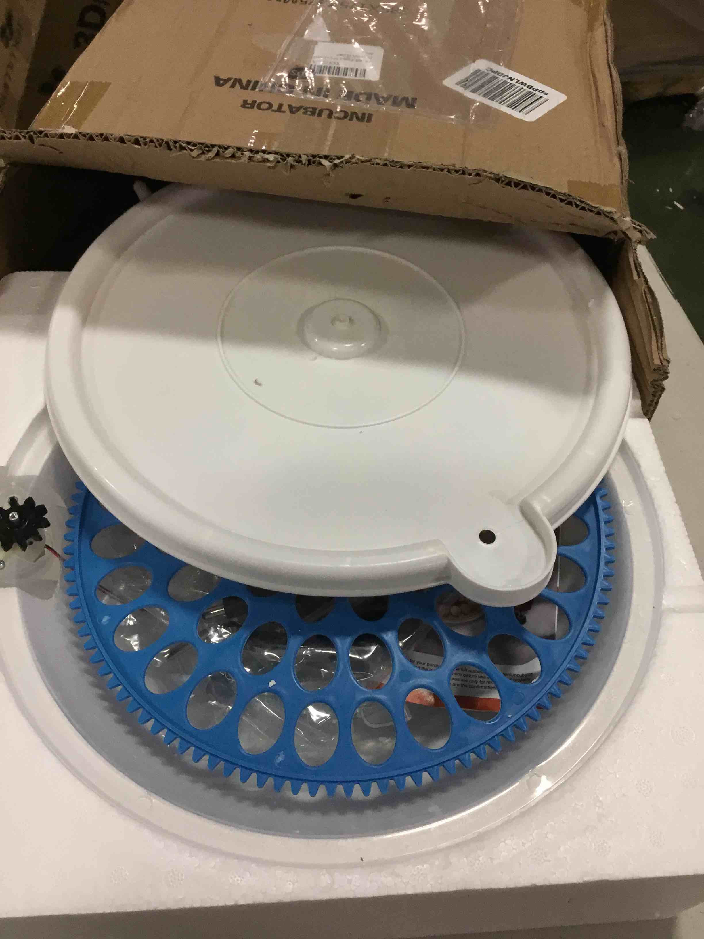 https://s3.amazonaws.com/lotting-images-prod/bidfta/BLU5699274_1715277564543.jpeg