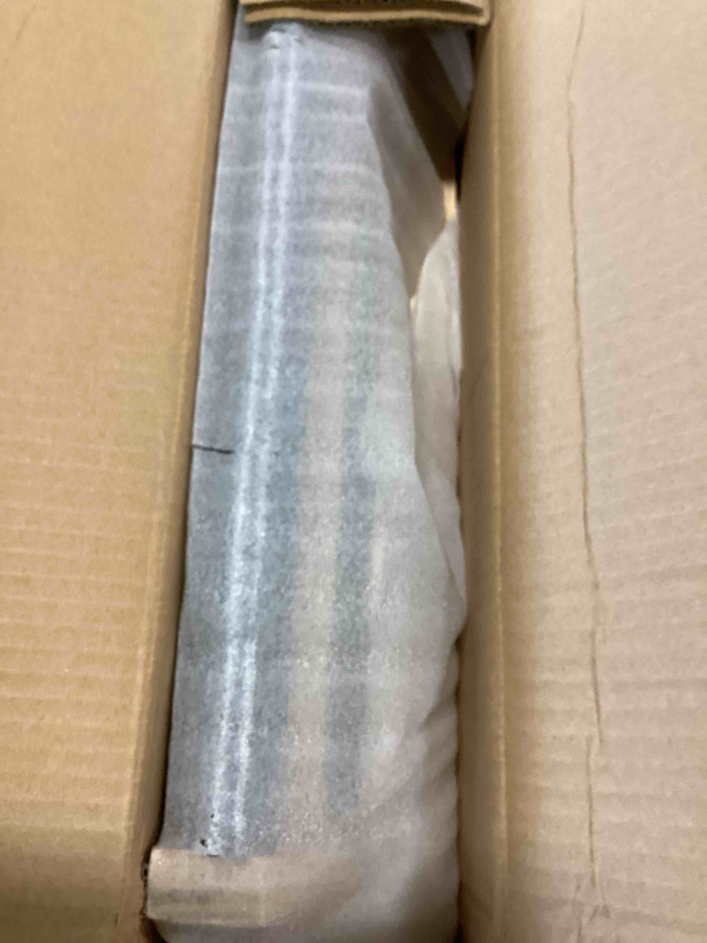 https://s3.amazonaws.com/lotting-images-prod/bidfta/BLU5701671_1715176281886.jpeg