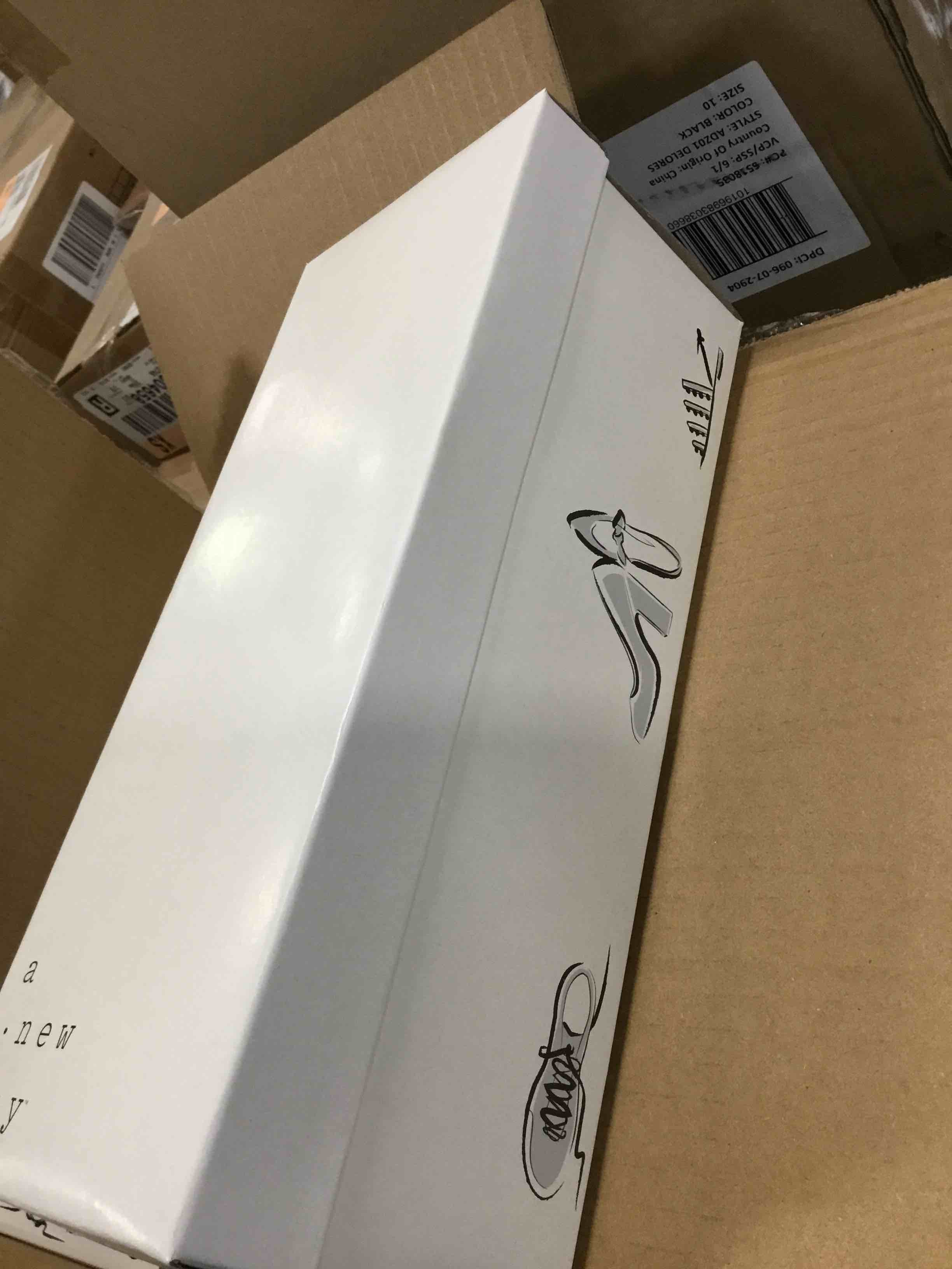https://s3.amazonaws.com/lotting-images-prod/bidfta/BLU5702368_1714753950630.jpeg