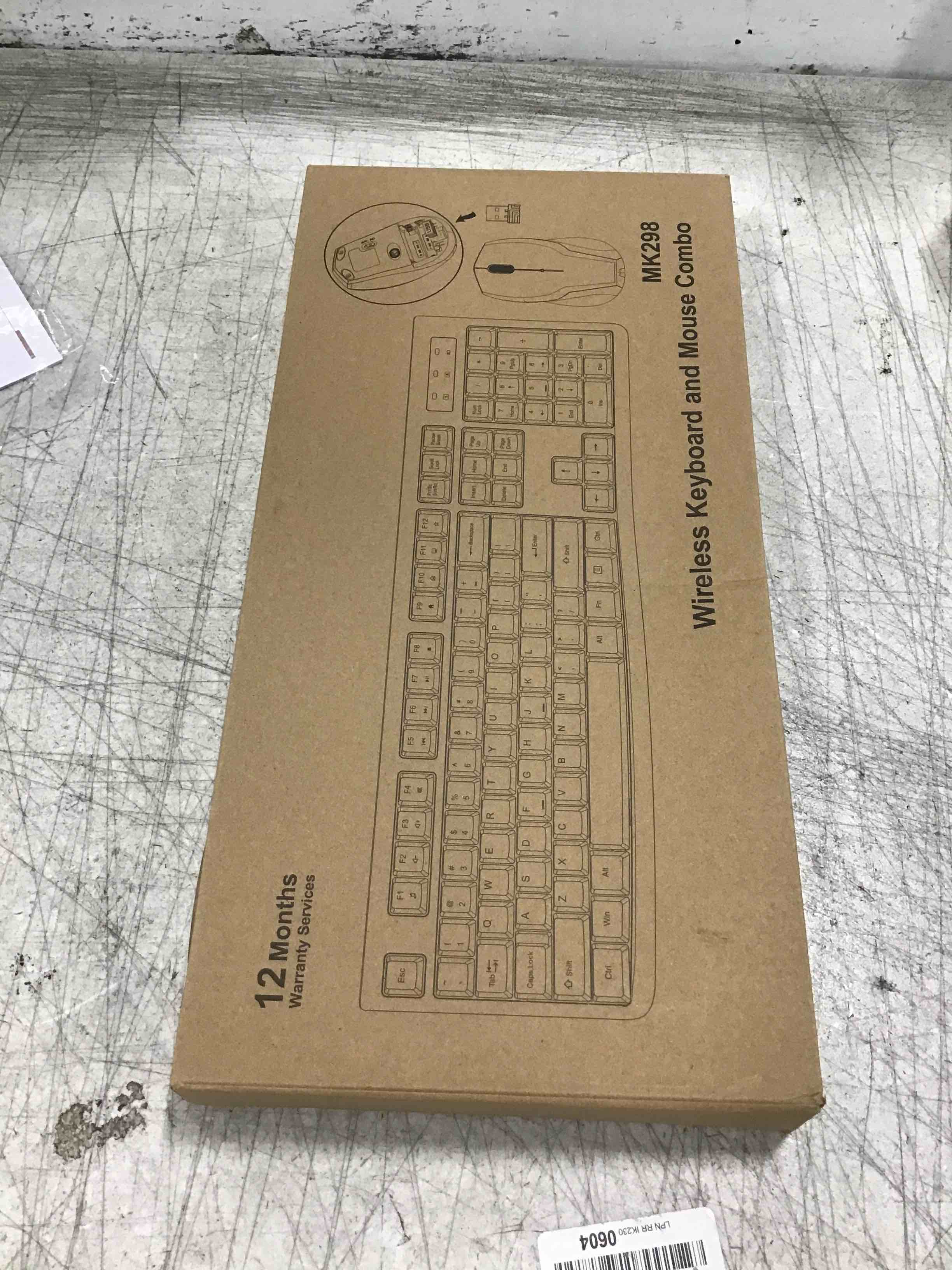 https://s3.amazonaws.com/lotting-images-prod/bidfta/BLU5702898_1714838525836.jpeg