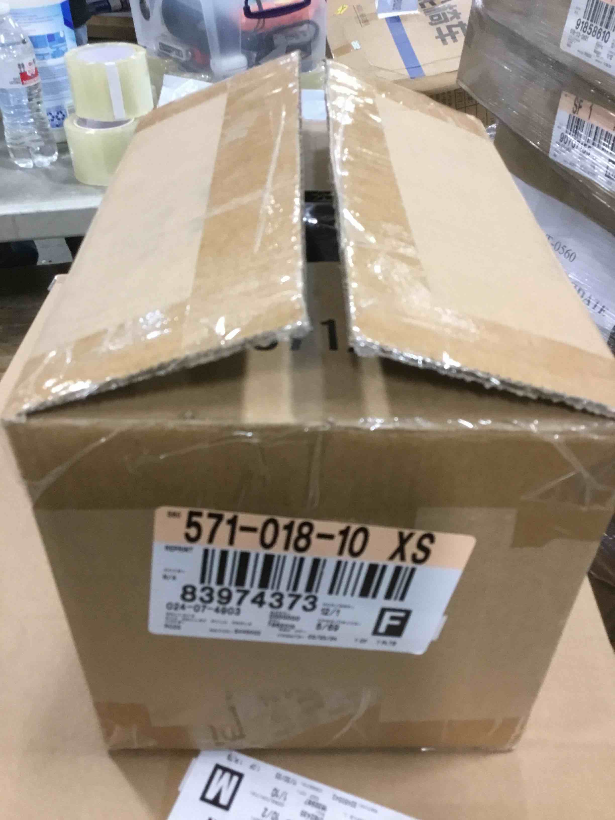 https://s3.amazonaws.com/lotting-images-prod/bidfta/BLU5702957_1714995316049.jpeg