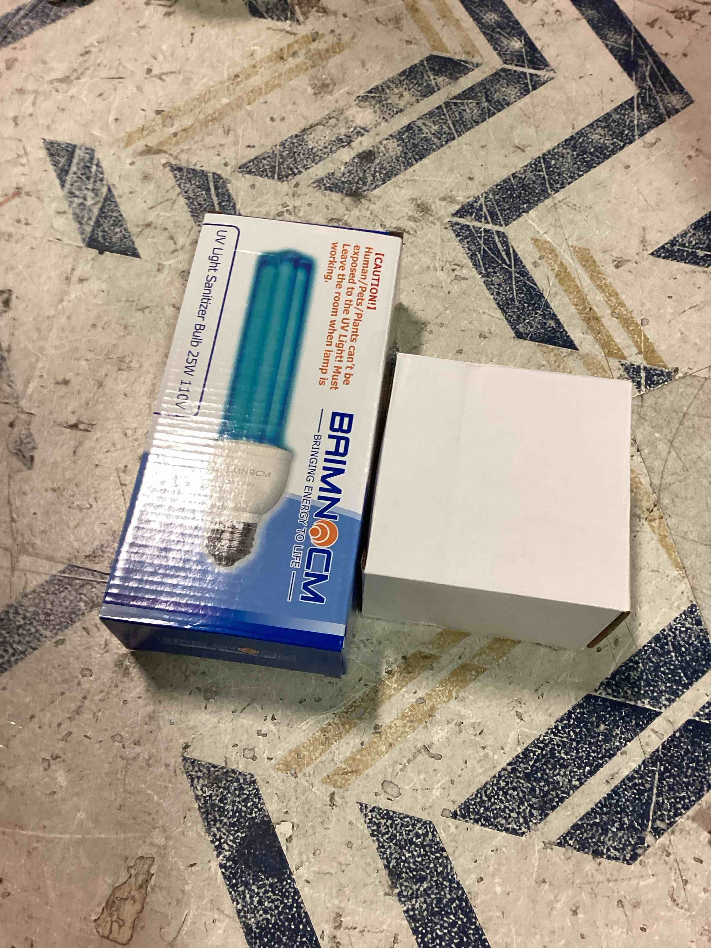 https://s3.amazonaws.com/lotting-images-prod/bidfta/BLU5703547_1714747835840.jpeg