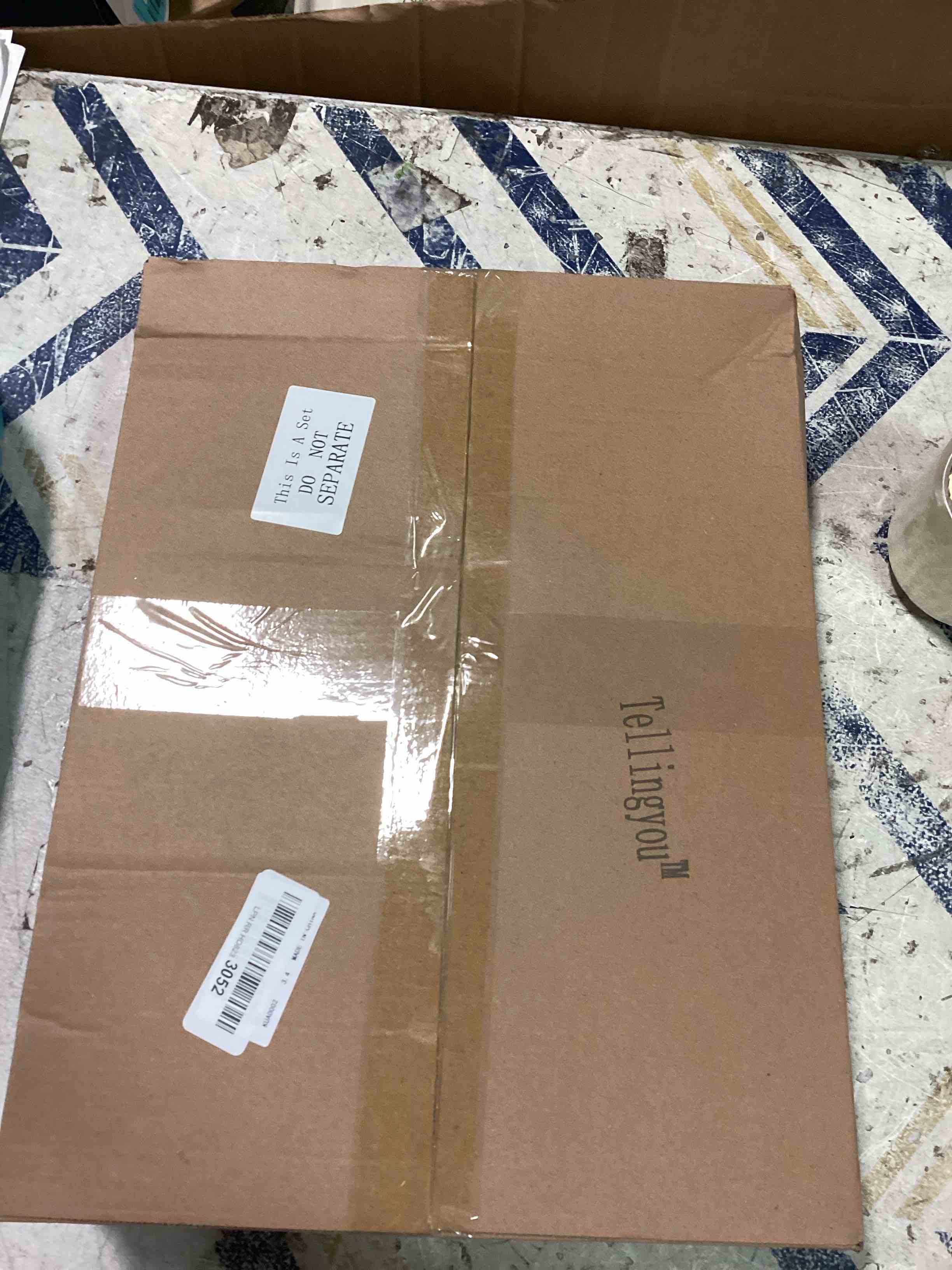 https://s3.amazonaws.com/lotting-images-prod/bidfta/BLU5704153_1715022904883.jpeg