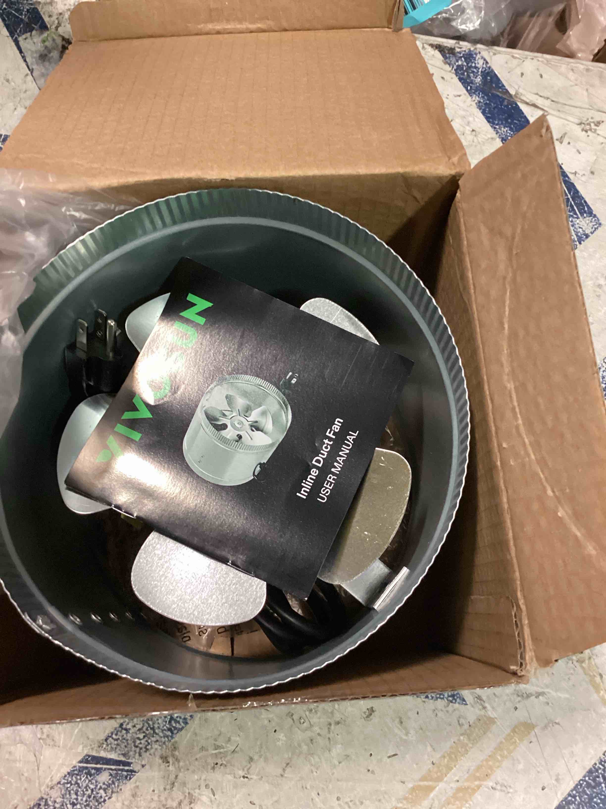 https://s3.amazonaws.com/lotting-images-prod/bidfta/BLU5704275_1715091967824.jpeg