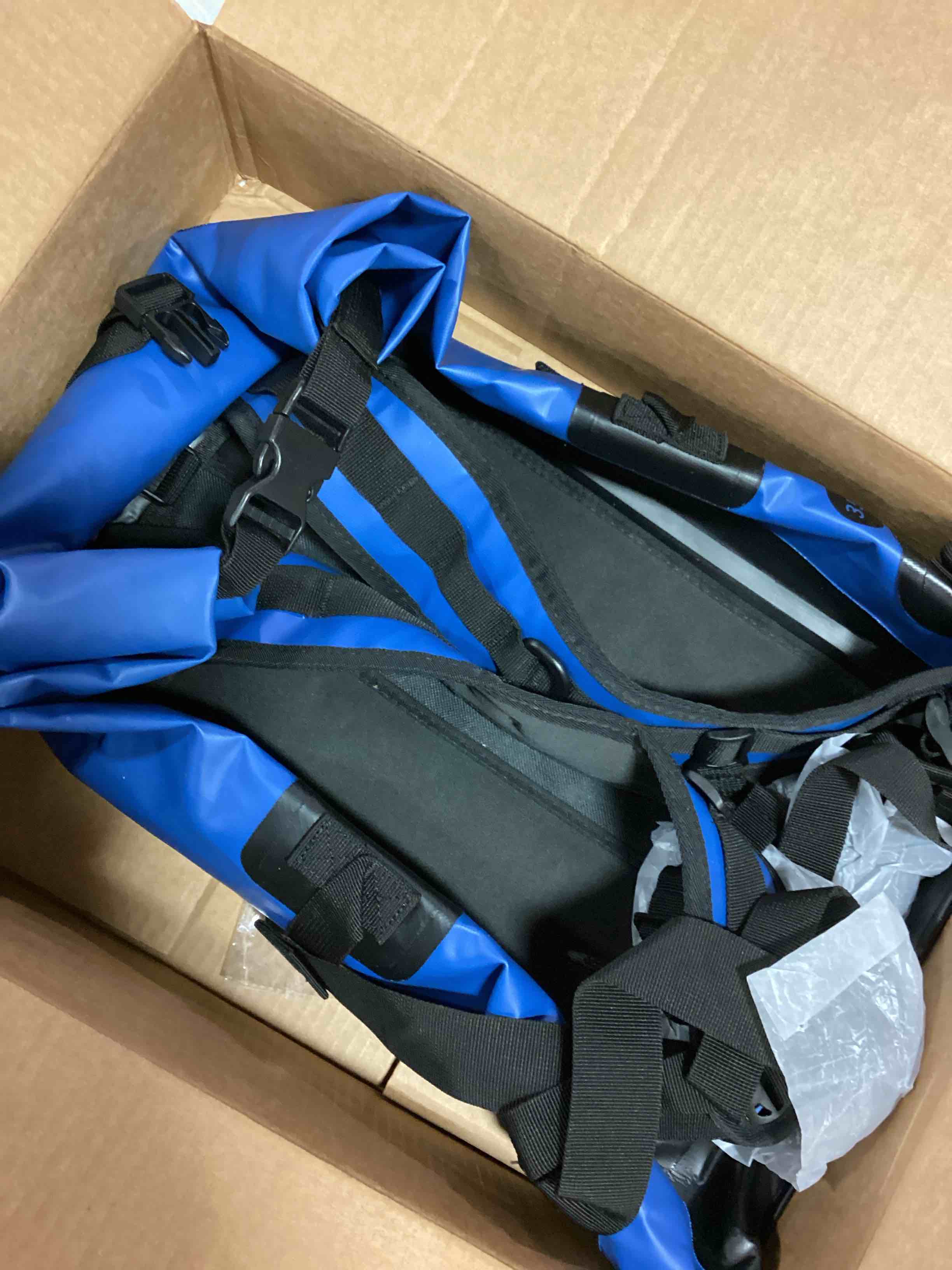 https://s3.amazonaws.com/lotting-images-prod/bidfta/BLU5704667_1715188218827.jpeg