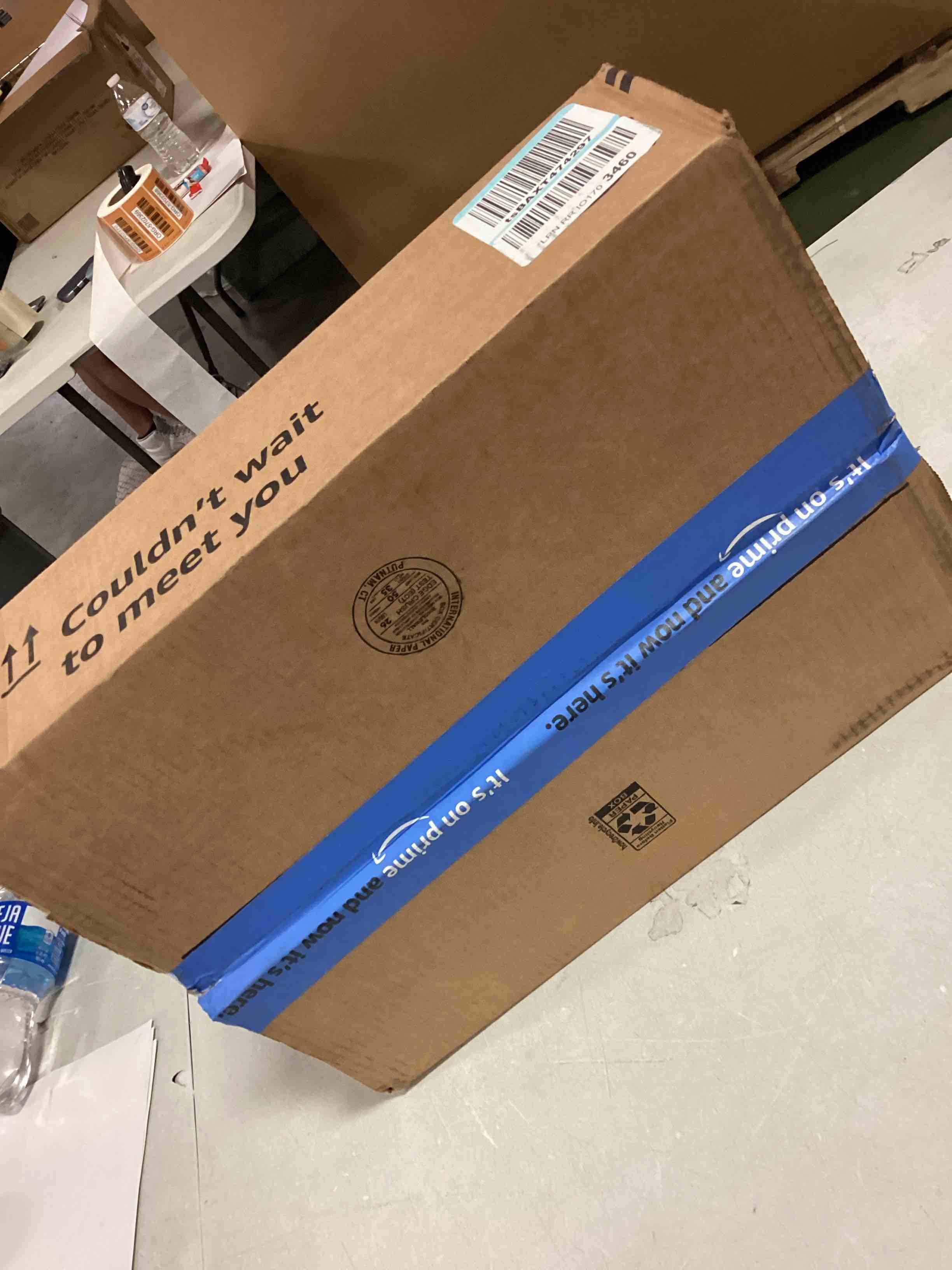 https://s3.amazonaws.com/lotting-images-prod/bidfta/BLU5704667_1715188241932.jpeg