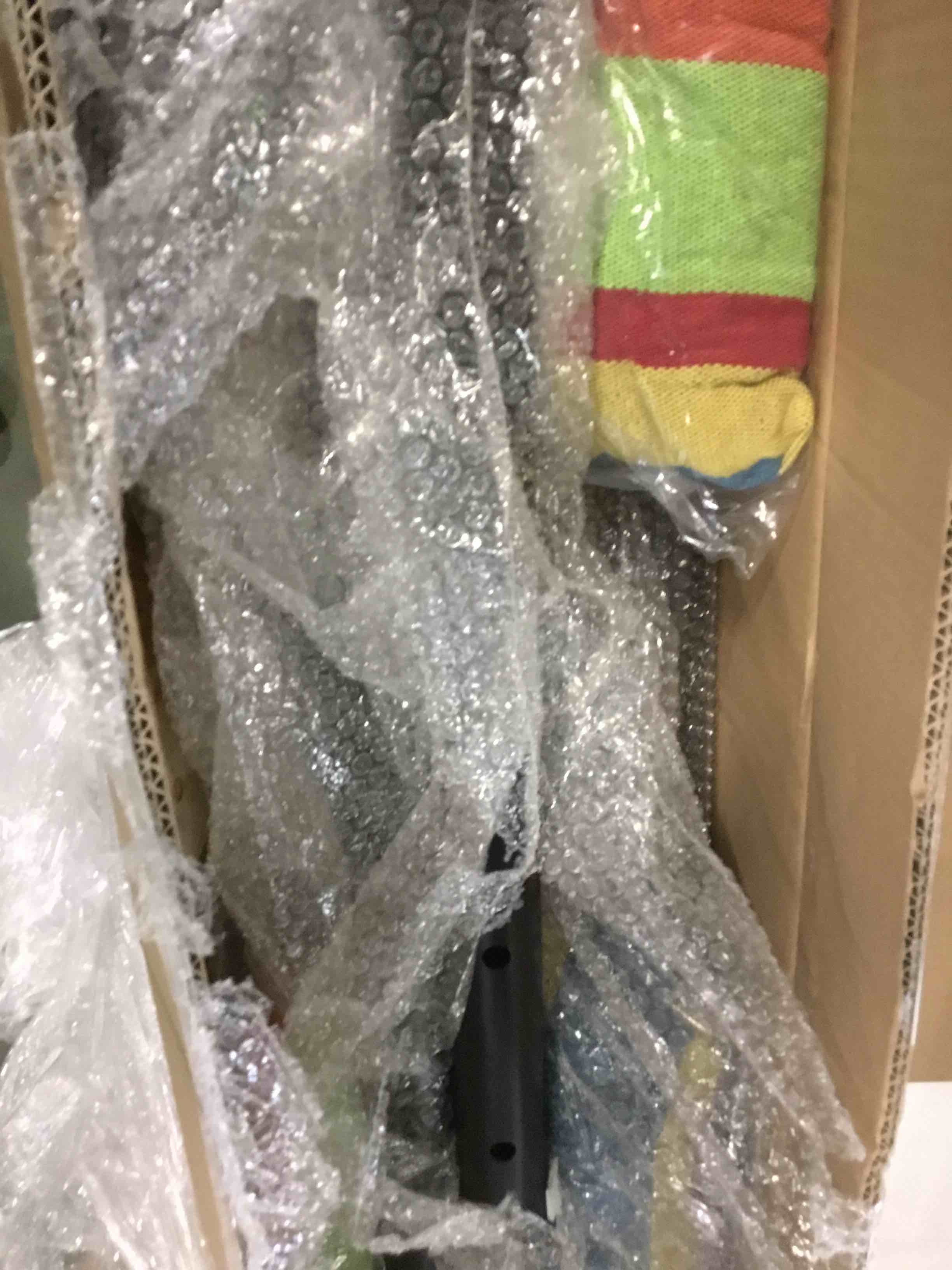 https://s3.amazonaws.com/lotting-images-prod/bidfta/BLU5705384_1715434217414.jpeg