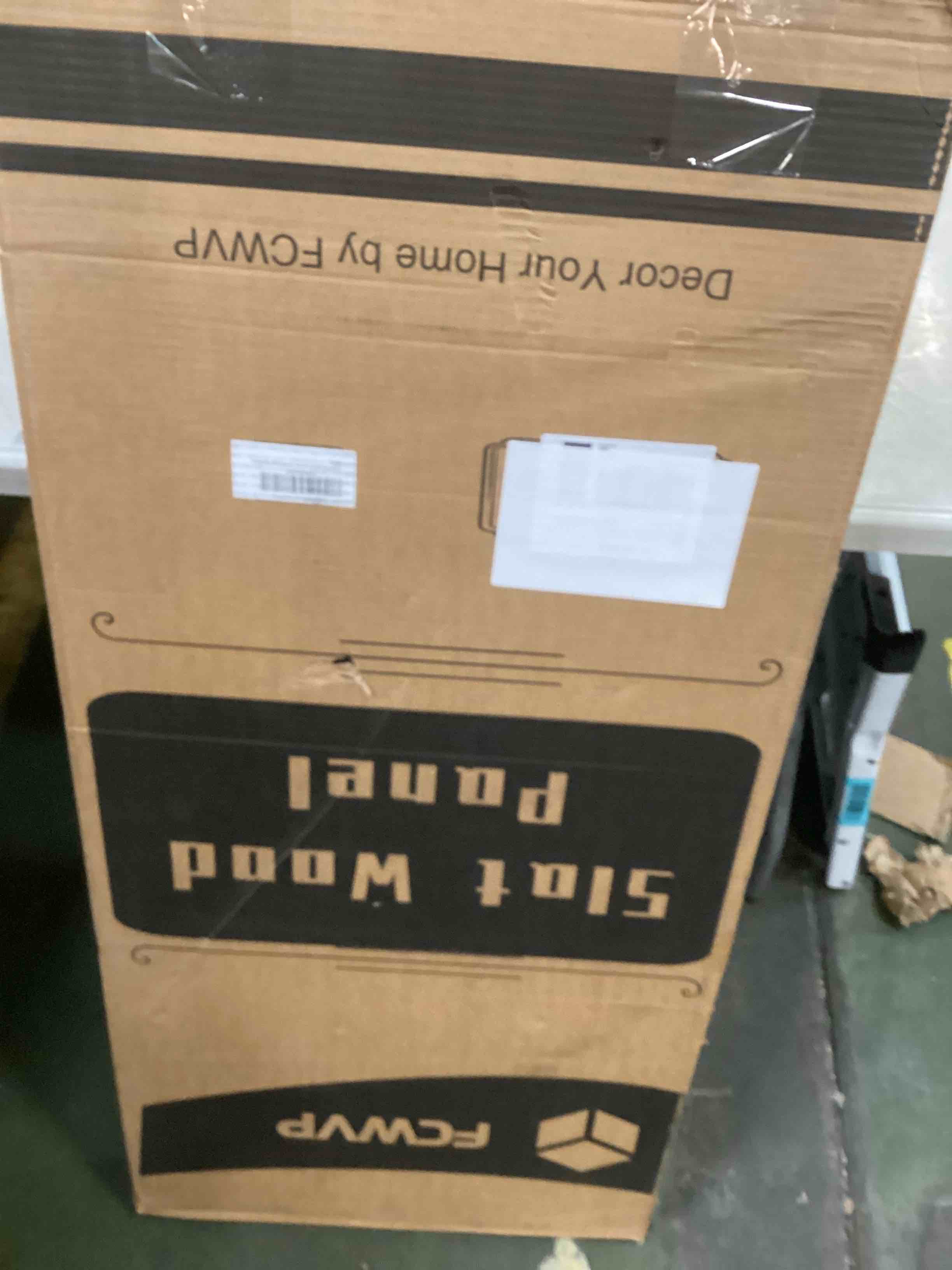 https://s3.amazonaws.com/lotting-images-prod/bidfta/BLU5705665_1715620885081.jpeg