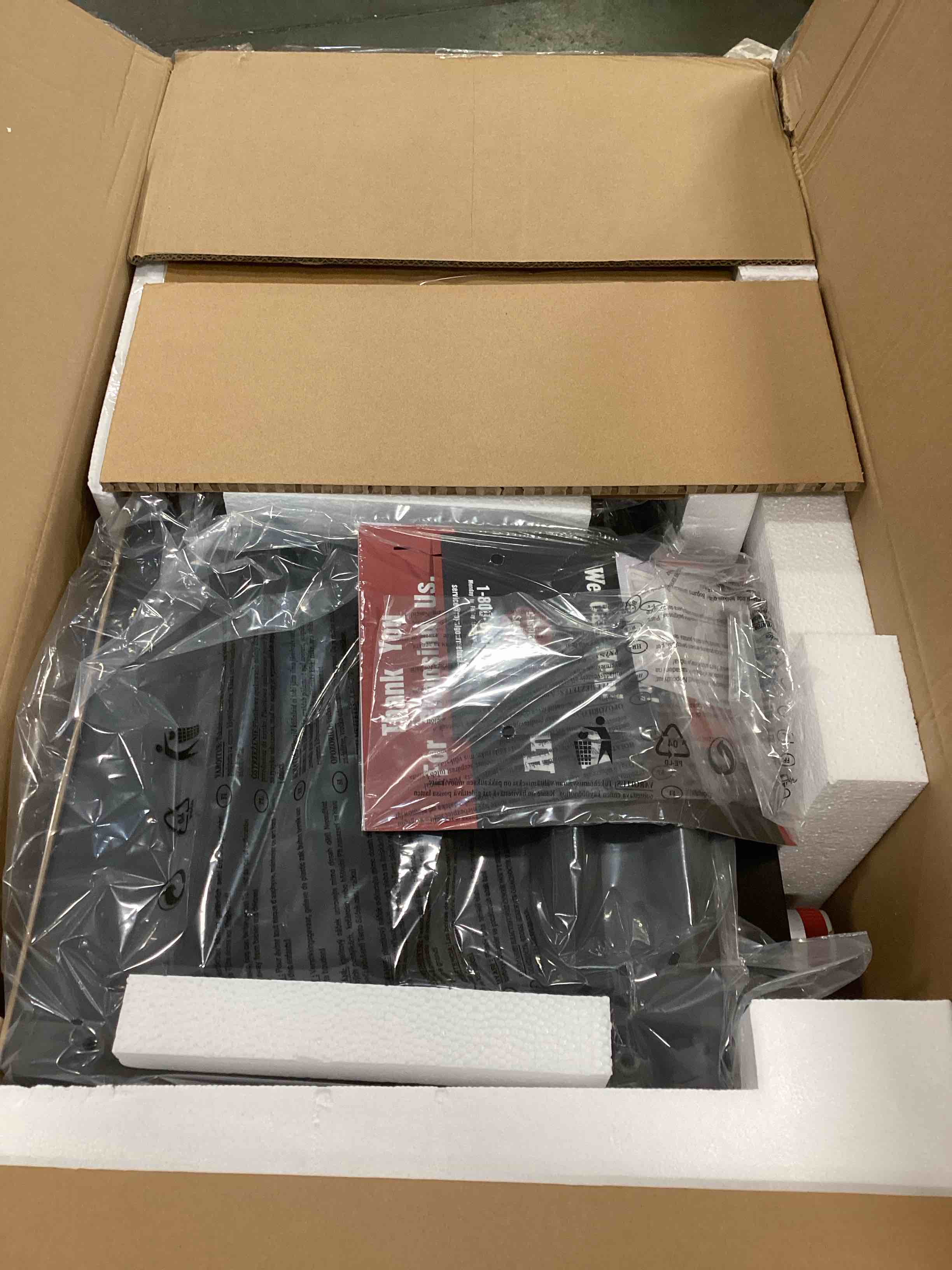 https://s3.amazonaws.com/lotting-images-prod/bidfta/BLU5706635_1714761450313.jpeg