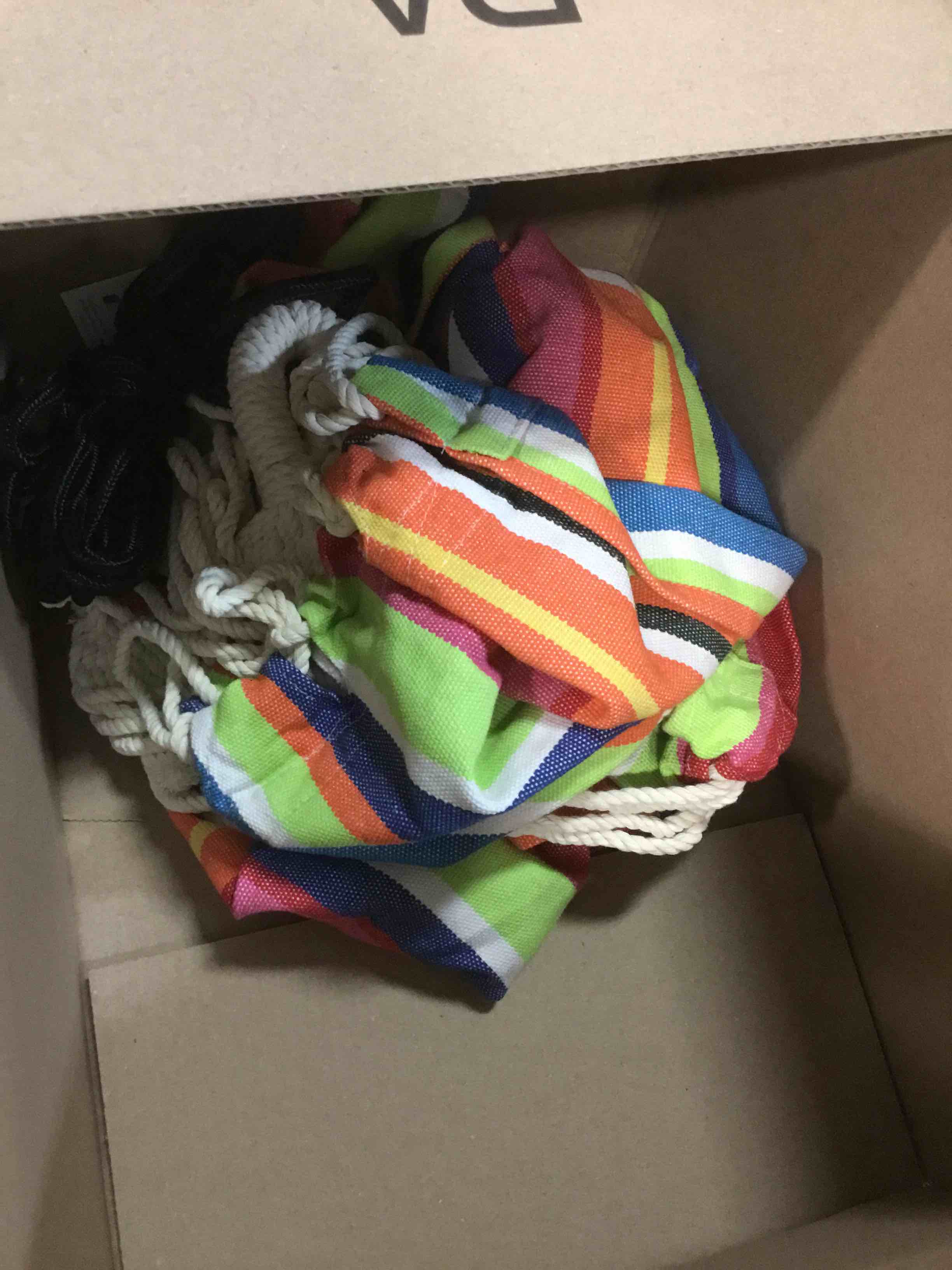 https://s3.amazonaws.com/lotting-images-prod/bidfta/BLU5706751_1714836602468.jpeg