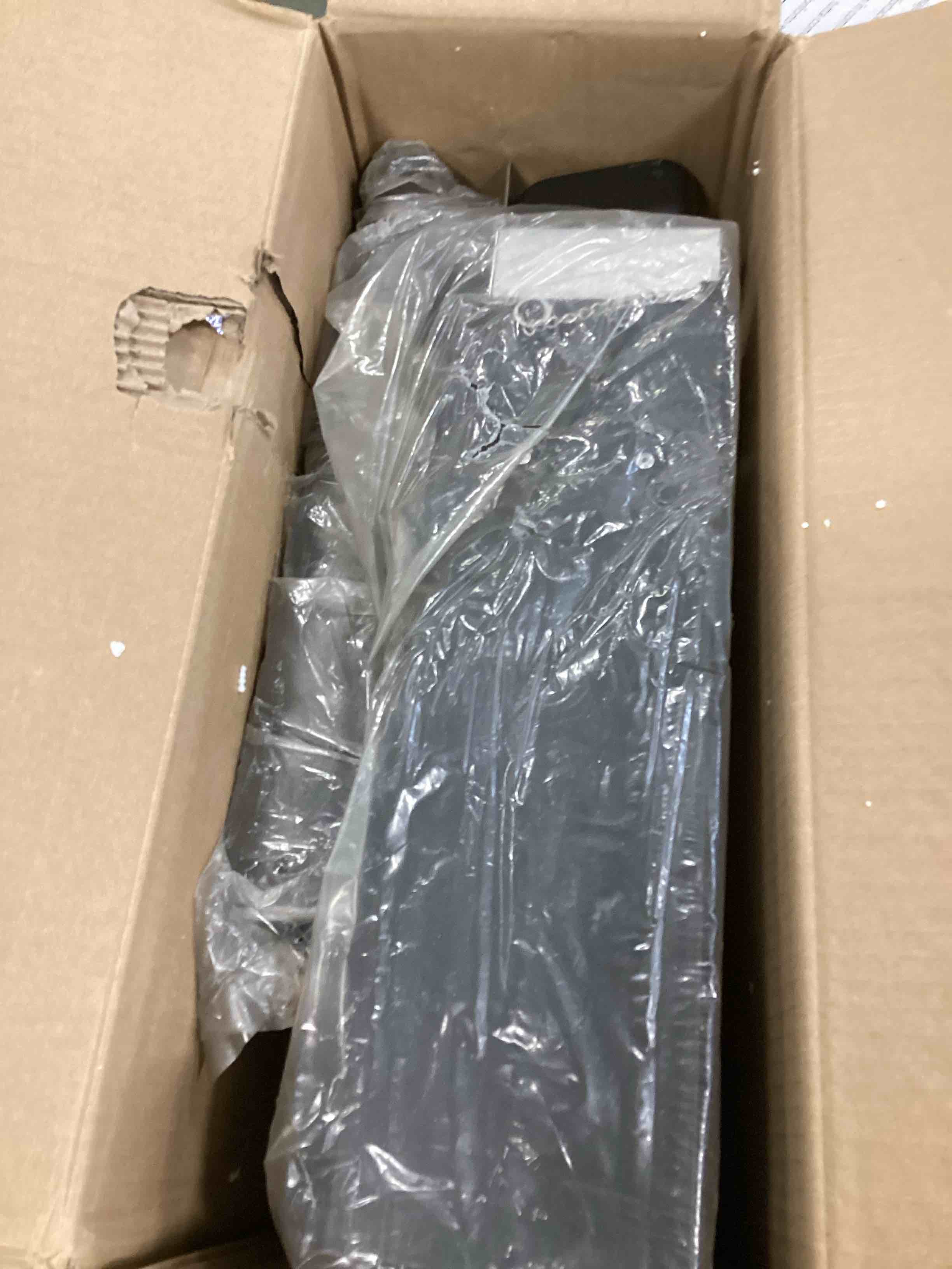 https://s3.amazonaws.com/lotting-images-prod/bidfta/BLU5707848_1715699576344.jpeg