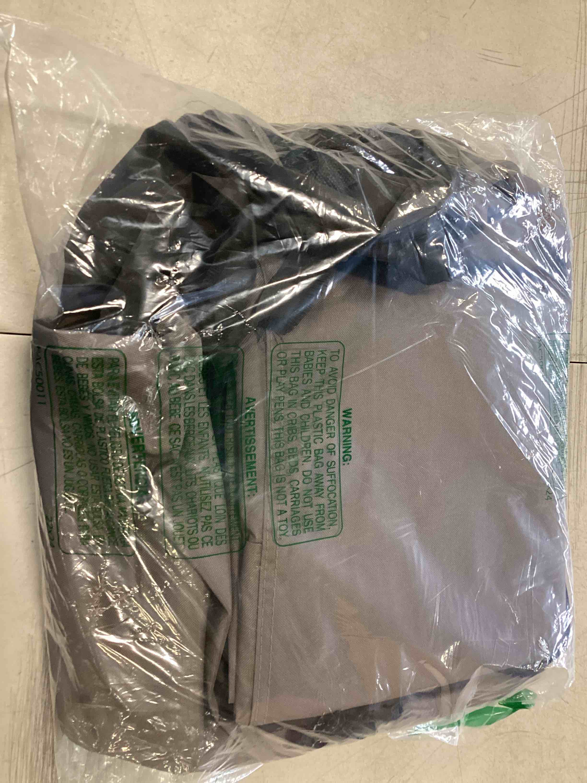 https://s3.amazonaws.com/lotting-images-prod/bidfta/BLU5708230_1715025108078.jpeg