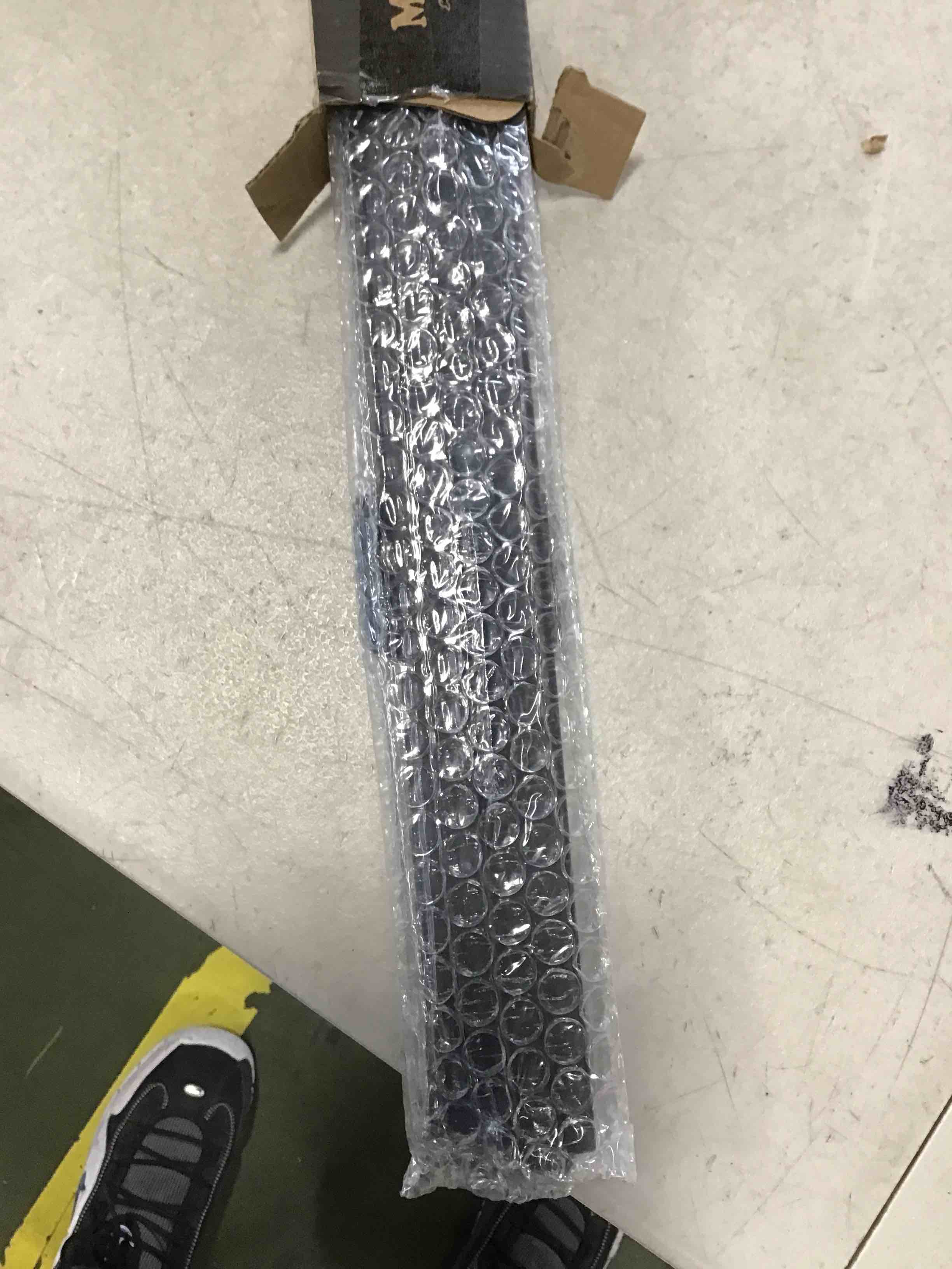 https://s3.amazonaws.com/lotting-images-prod/bidfta/BLU5708257_1715085028723.jpeg