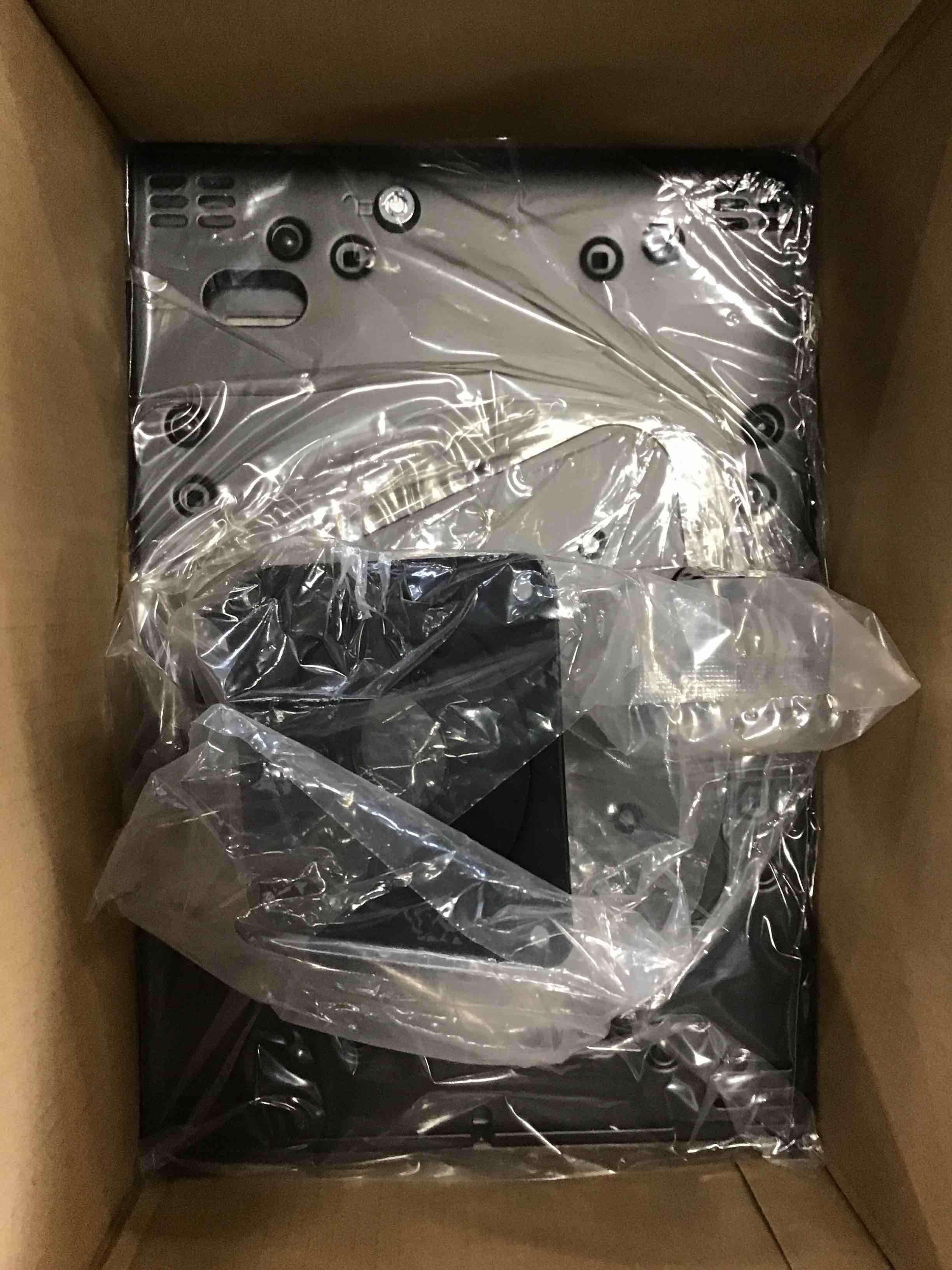 https://s3.amazonaws.com/lotting-images-prod/bidfta/BLU5708288_1715087247912.jpeg