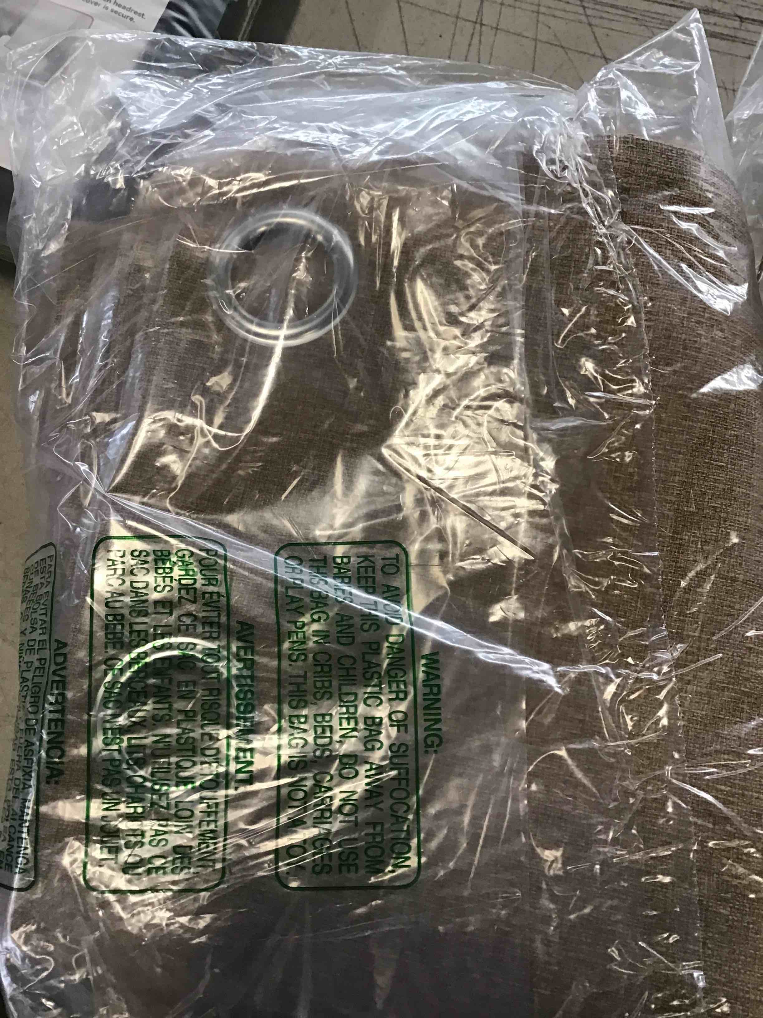 https://s3.amazonaws.com/lotting-images-prod/bidfta/BLU5708310_1715088920367.jpeg