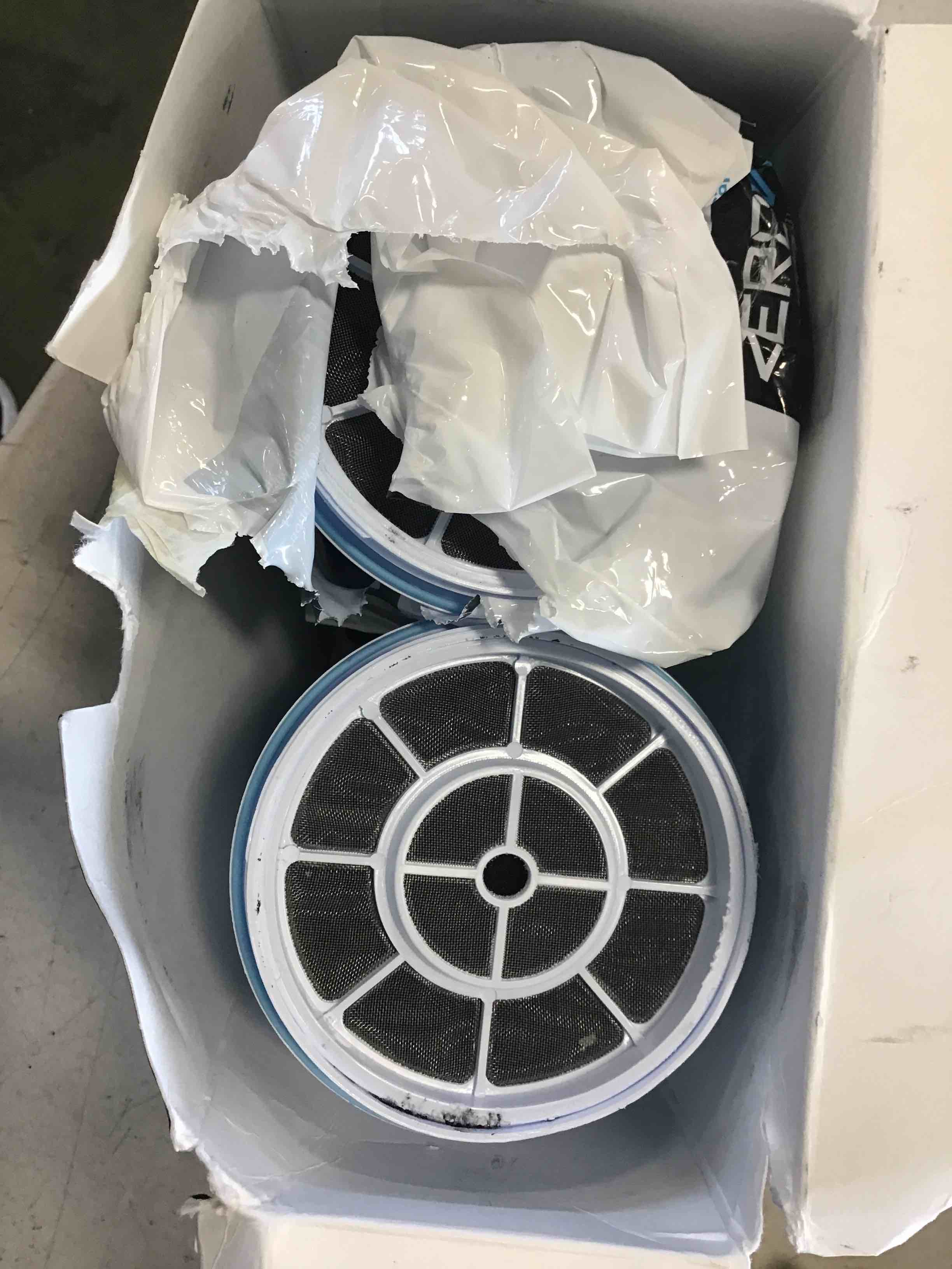 https://s3.amazonaws.com/lotting-images-prod/bidfta/BLU5708626_1715175076756.jpeg