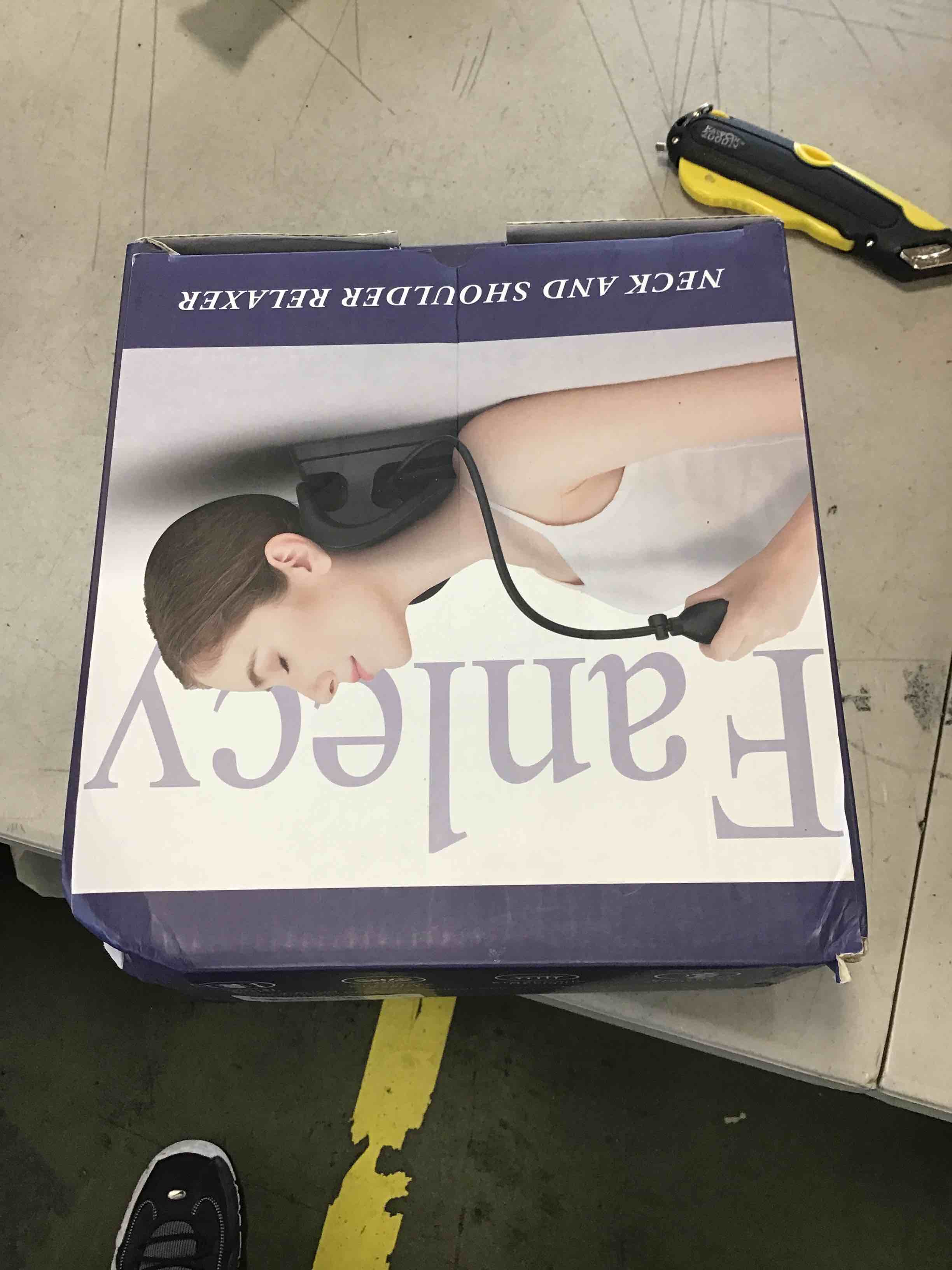 https://s3.amazonaws.com/lotting-images-prod/bidfta/BLU5708631_1715175305522.jpeg
