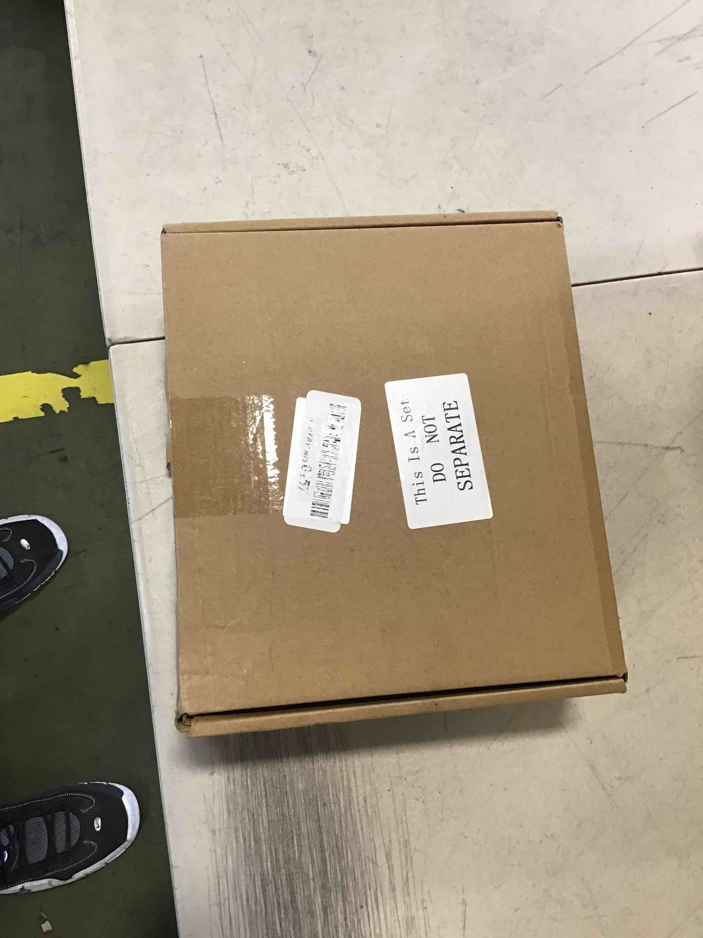 https://s3.amazonaws.com/lotting-images-prod/bidfta/BLU5708637_1715175709830.jpeg