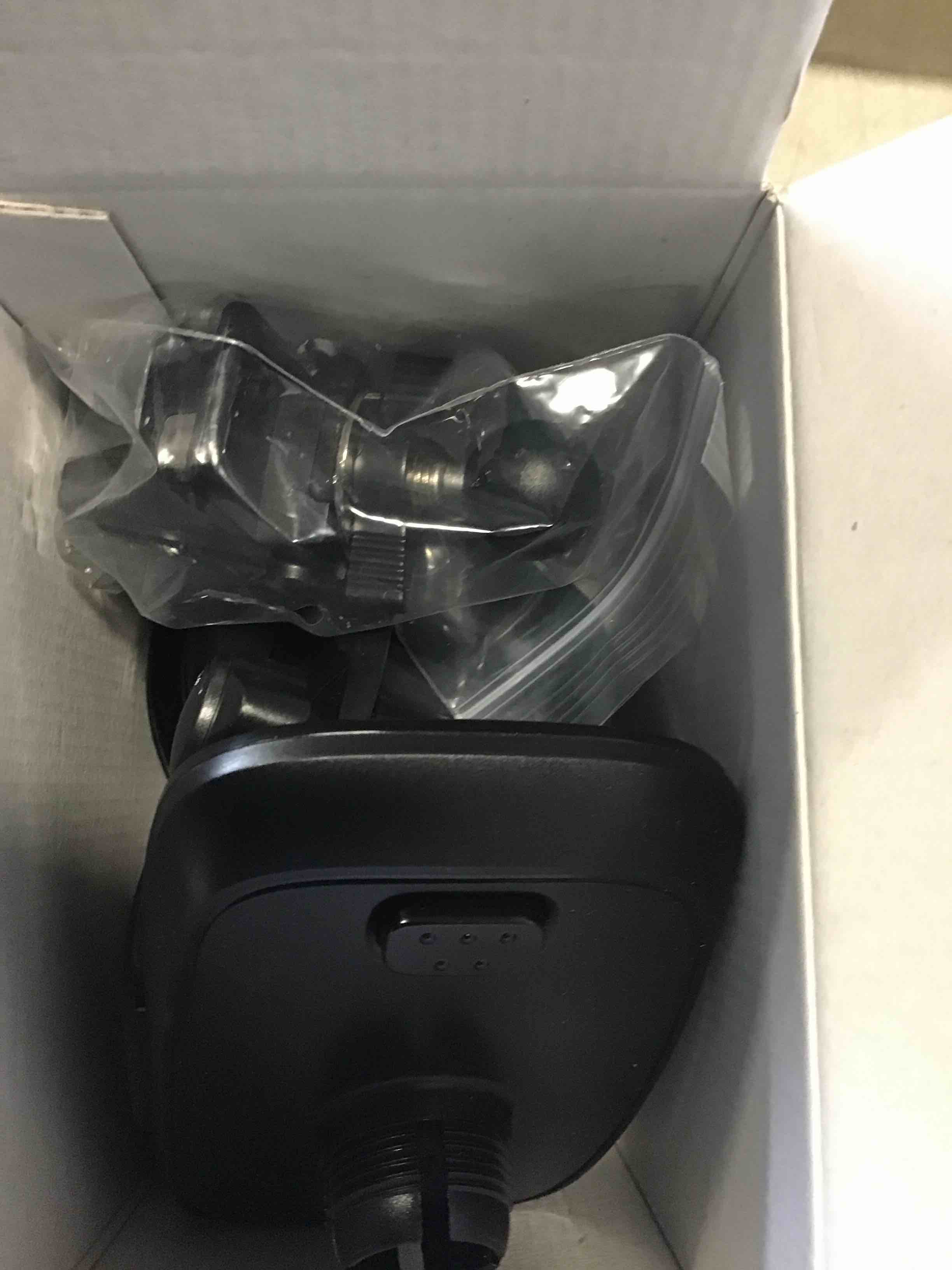 https://s3.amazonaws.com/lotting-images-prod/bidfta/BLU5708837_1715194616546.jpeg