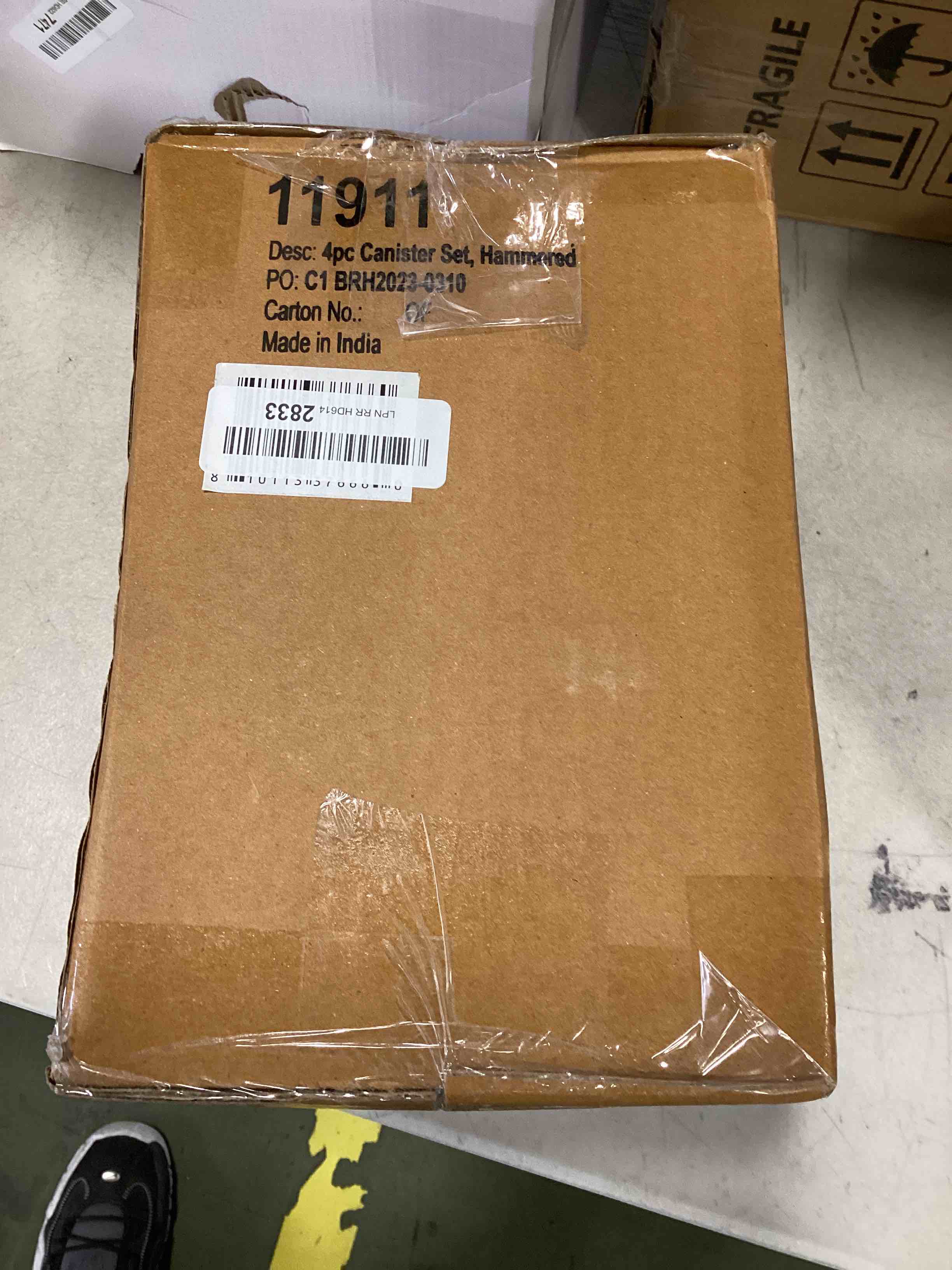 https://s3.amazonaws.com/lotting-images-prod/bidfta/BLU5708963_1715260781120.jpeg
