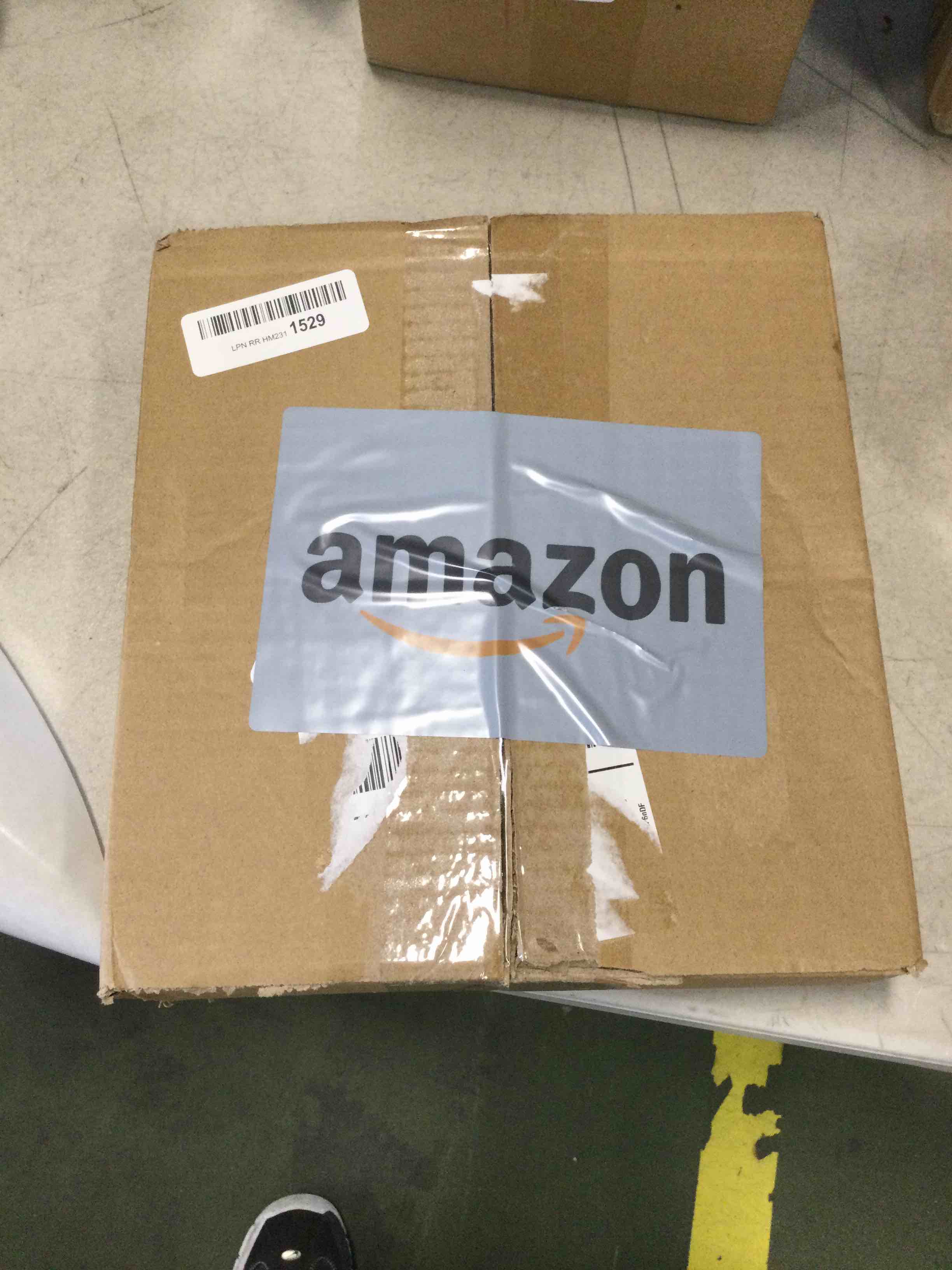 https://s3.amazonaws.com/lotting-images-prod/bidfta/BLU5709166_1715346719112.jpeg