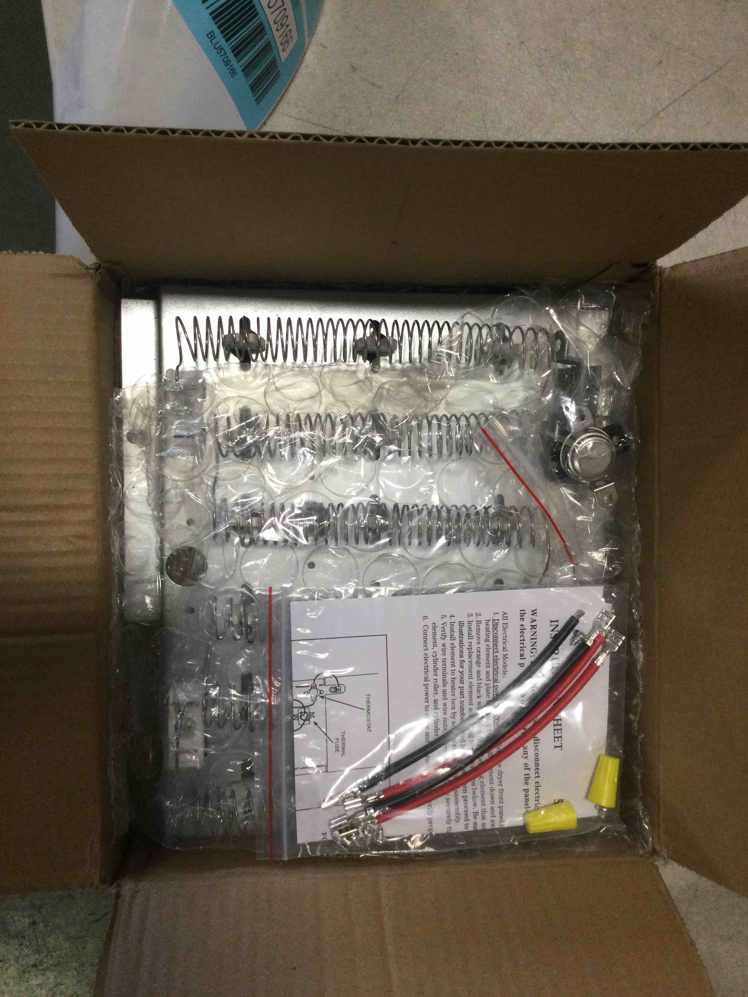 https://s3.amazonaws.com/lotting-images-prod/bidfta/BLU5709166_1715346738811.jpeg