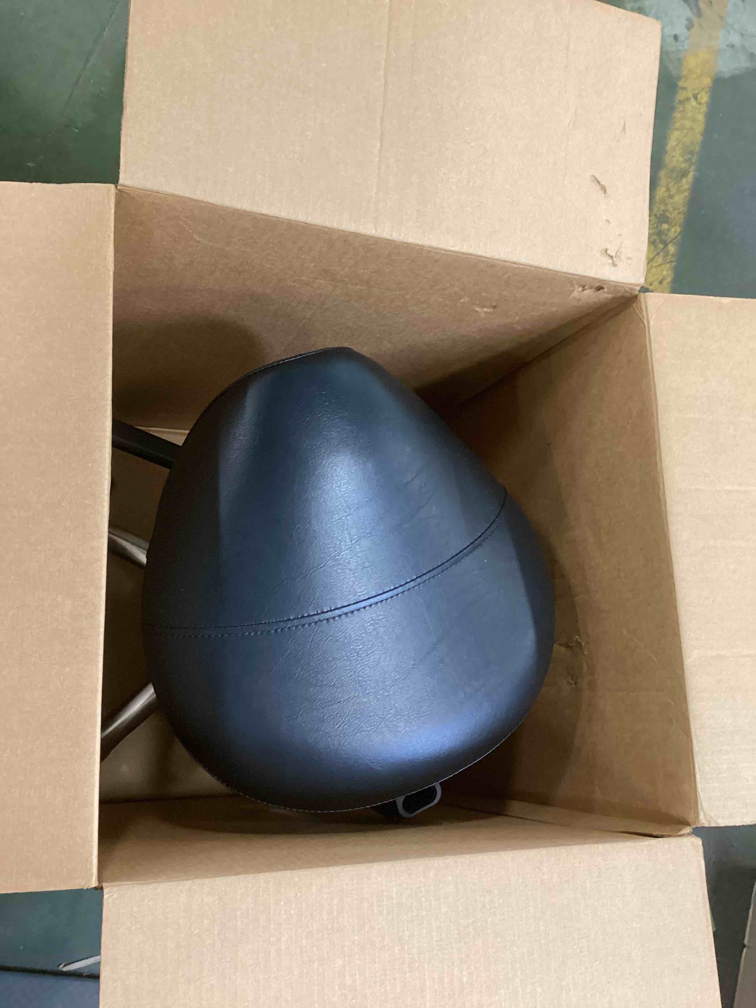https://s3.amazonaws.com/lotting-images-prod/bidfta/BLU5709634_1714398012093.jpeg