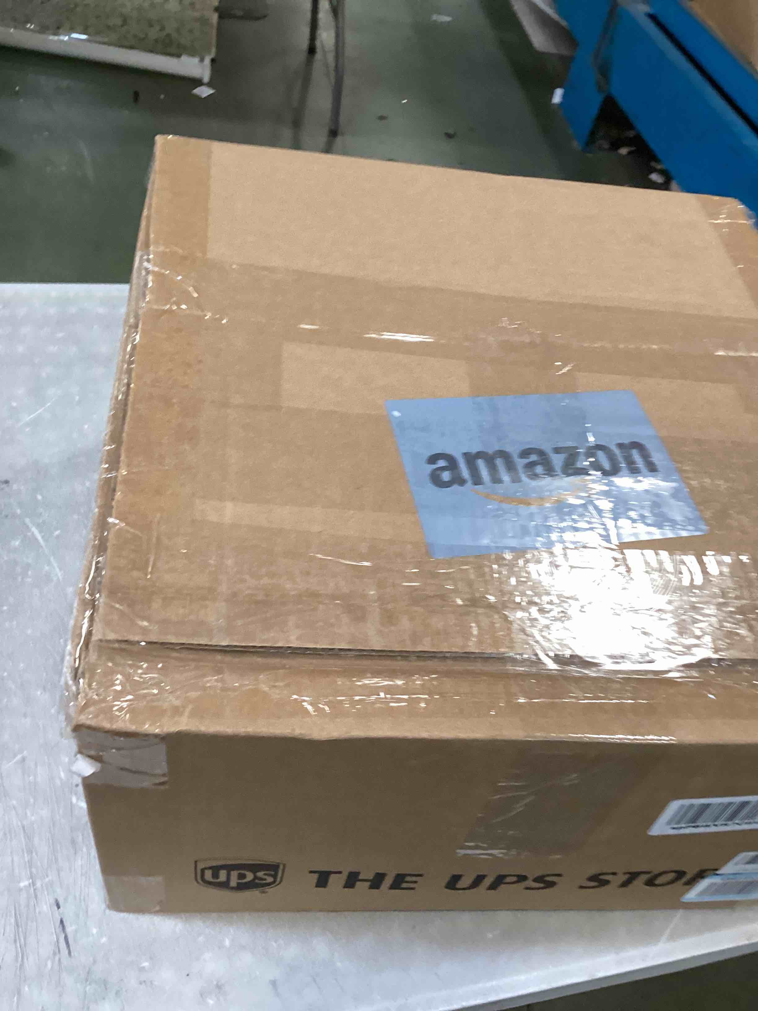 https://s3.amazonaws.com/lotting-images-prod/bidfta/BLU5709661_1714402247713.jpeg