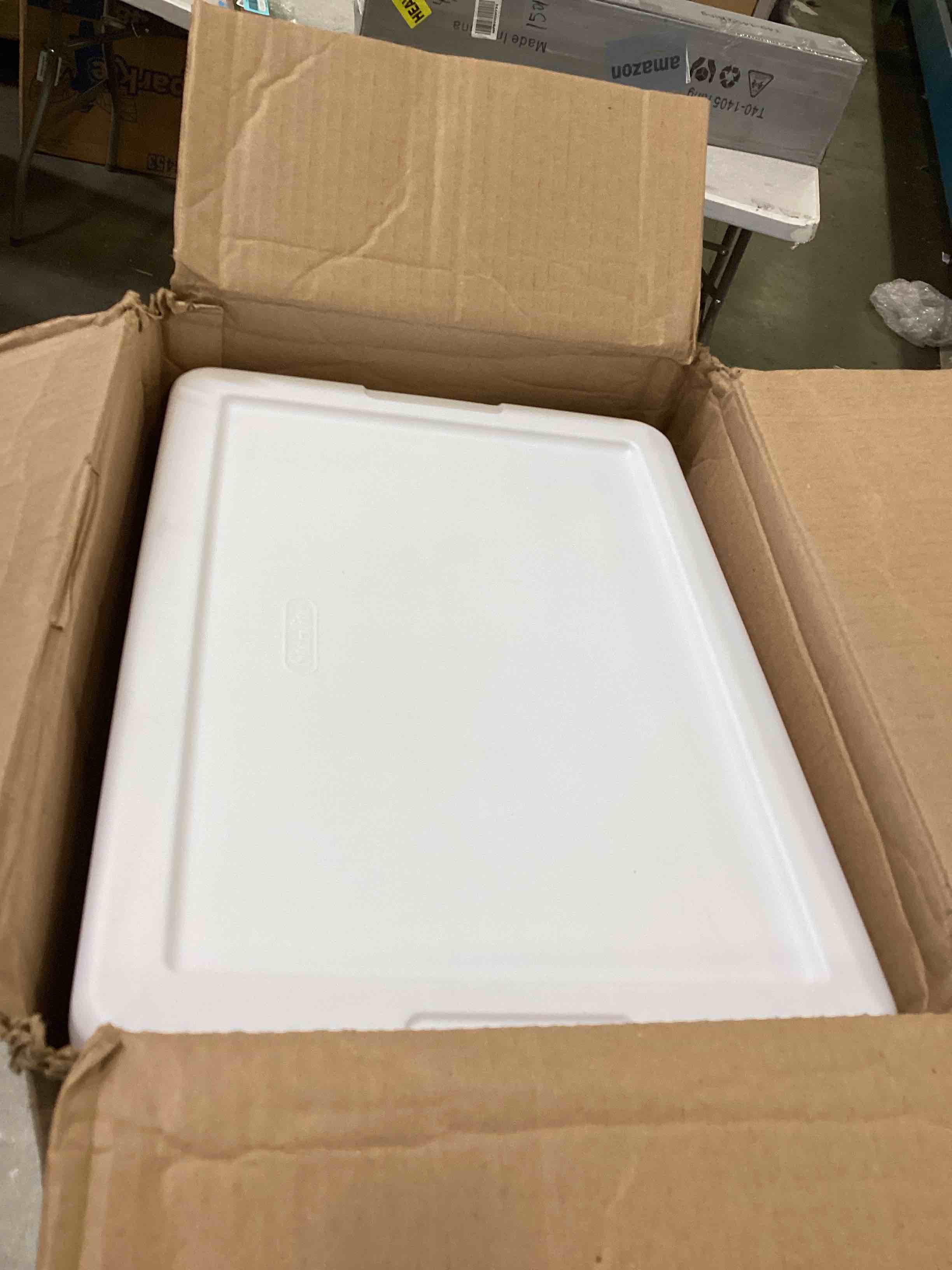 https://s3.amazonaws.com/lotting-images-prod/bidfta/BLU5709666_1714403347454.jpeg