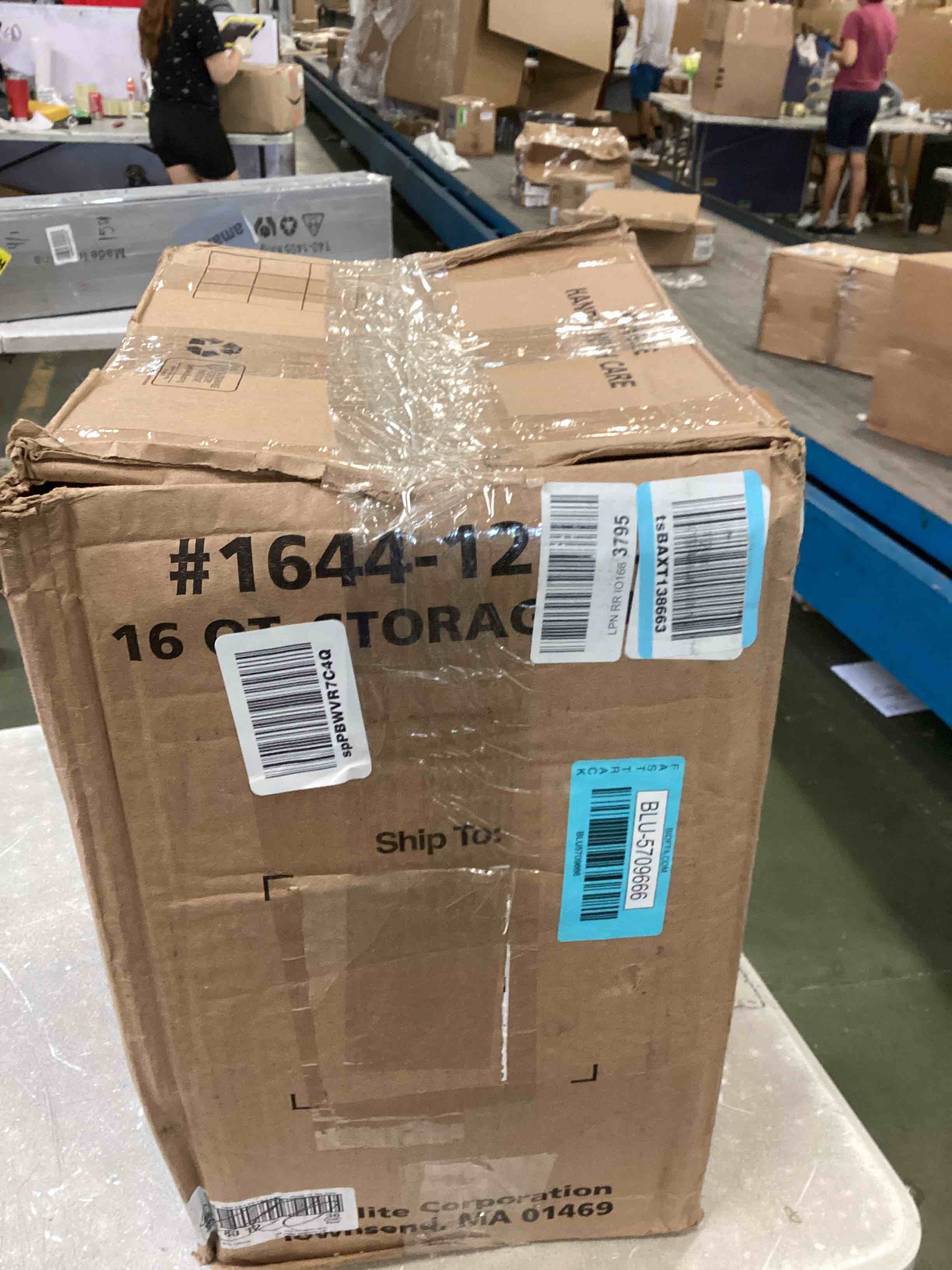 https://s3.amazonaws.com/lotting-images-prod/bidfta/BLU5709666_1714403371534.jpeg