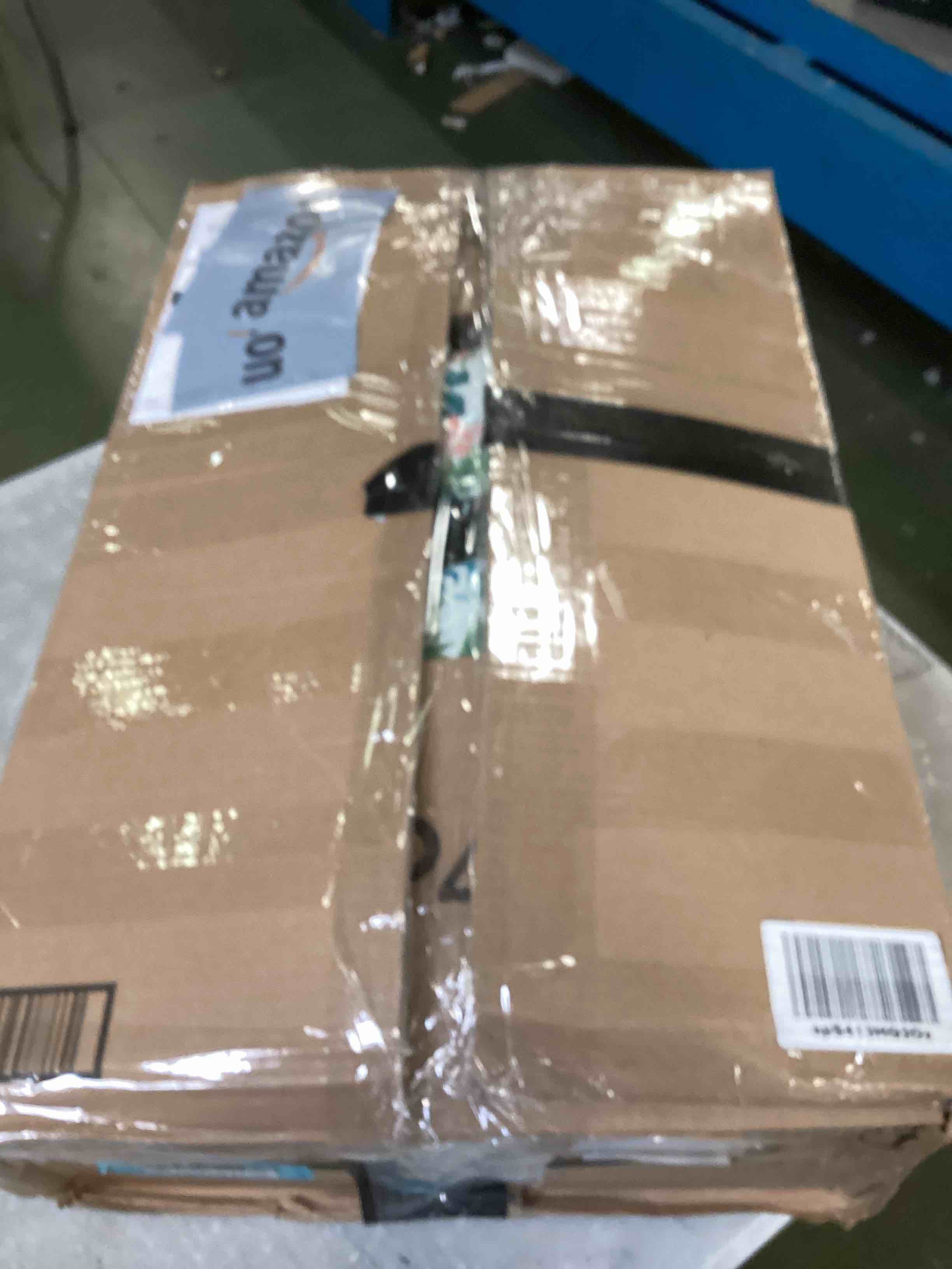 https://s3.amazonaws.com/lotting-images-prod/bidfta/BLU5709716_1714411594688.jpeg