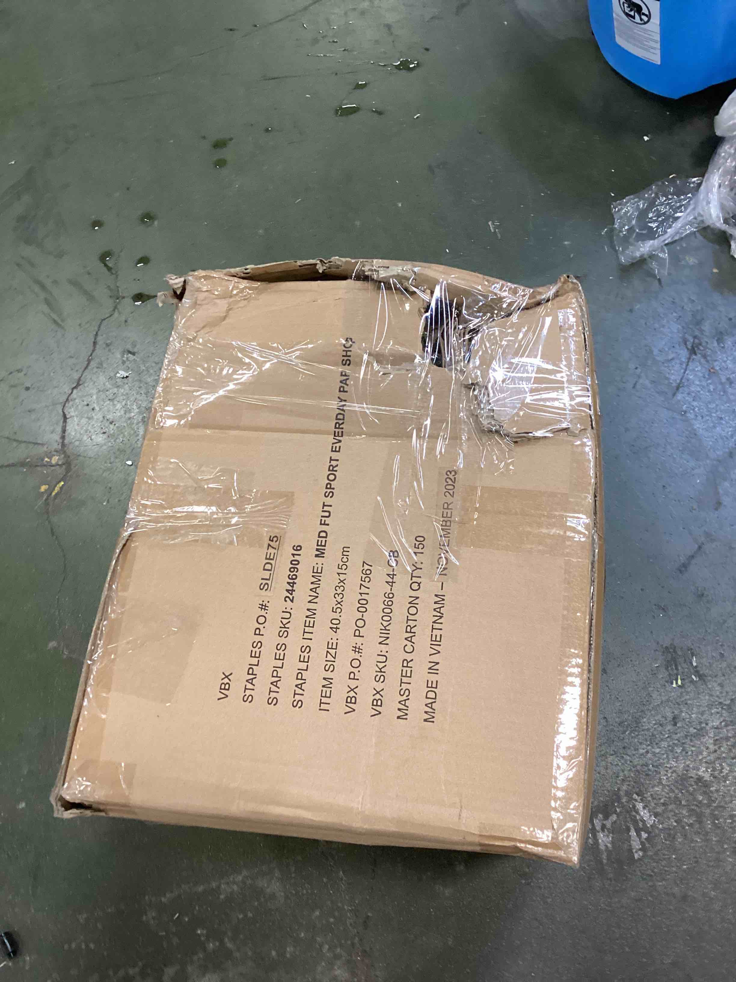 https://s3.amazonaws.com/lotting-images-prod/bidfta/BLU5709754_1714416006609.jpeg