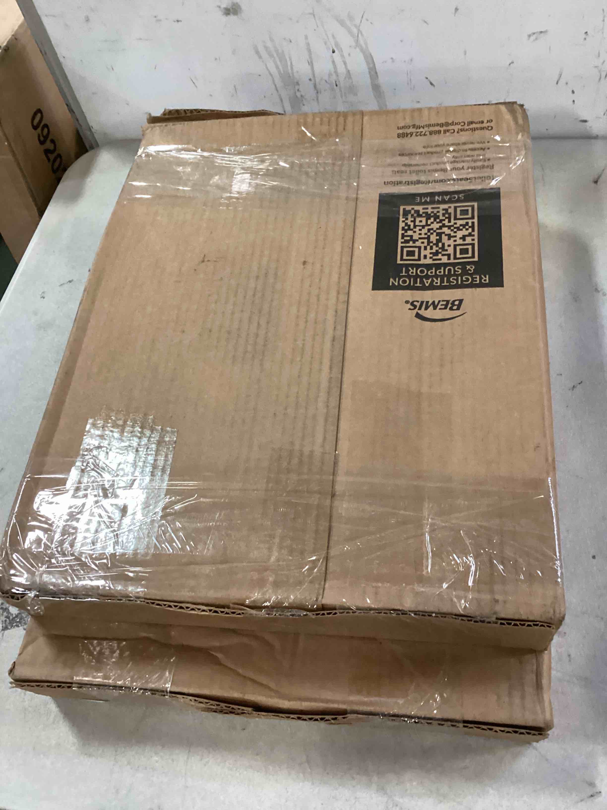 https://s3.amazonaws.com/lotting-images-prod/bidfta/BLU5710114_1714567883827.jpeg