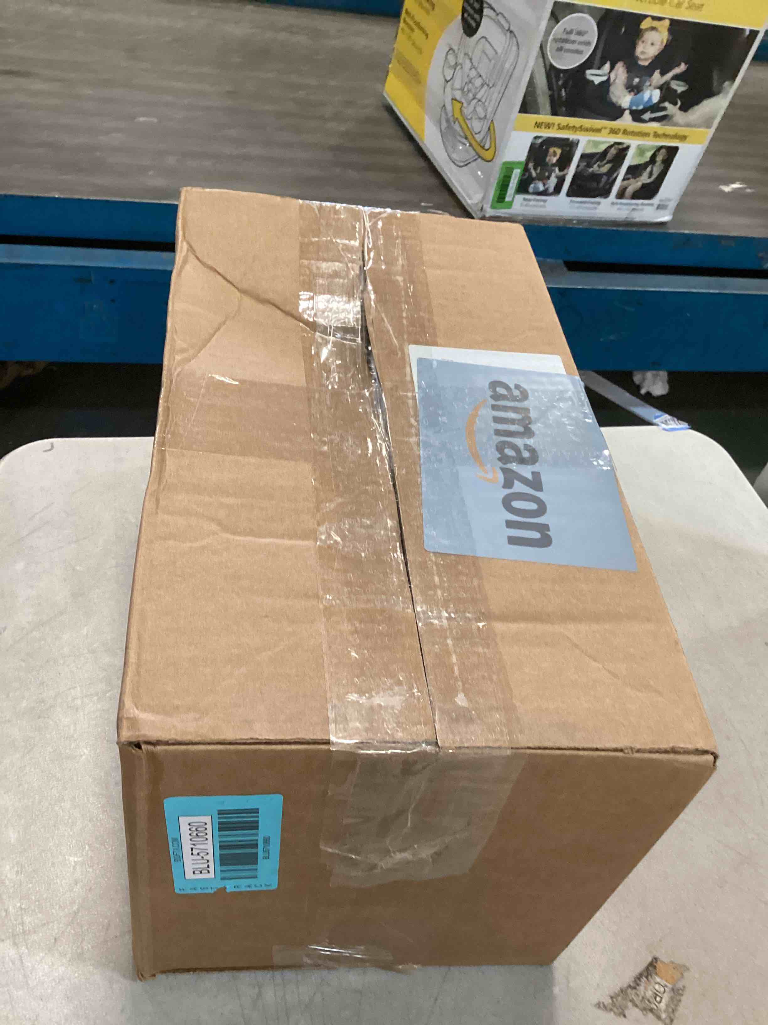 https://s3.amazonaws.com/lotting-images-prod/bidfta/BLU5710660_1715106505879.jpeg