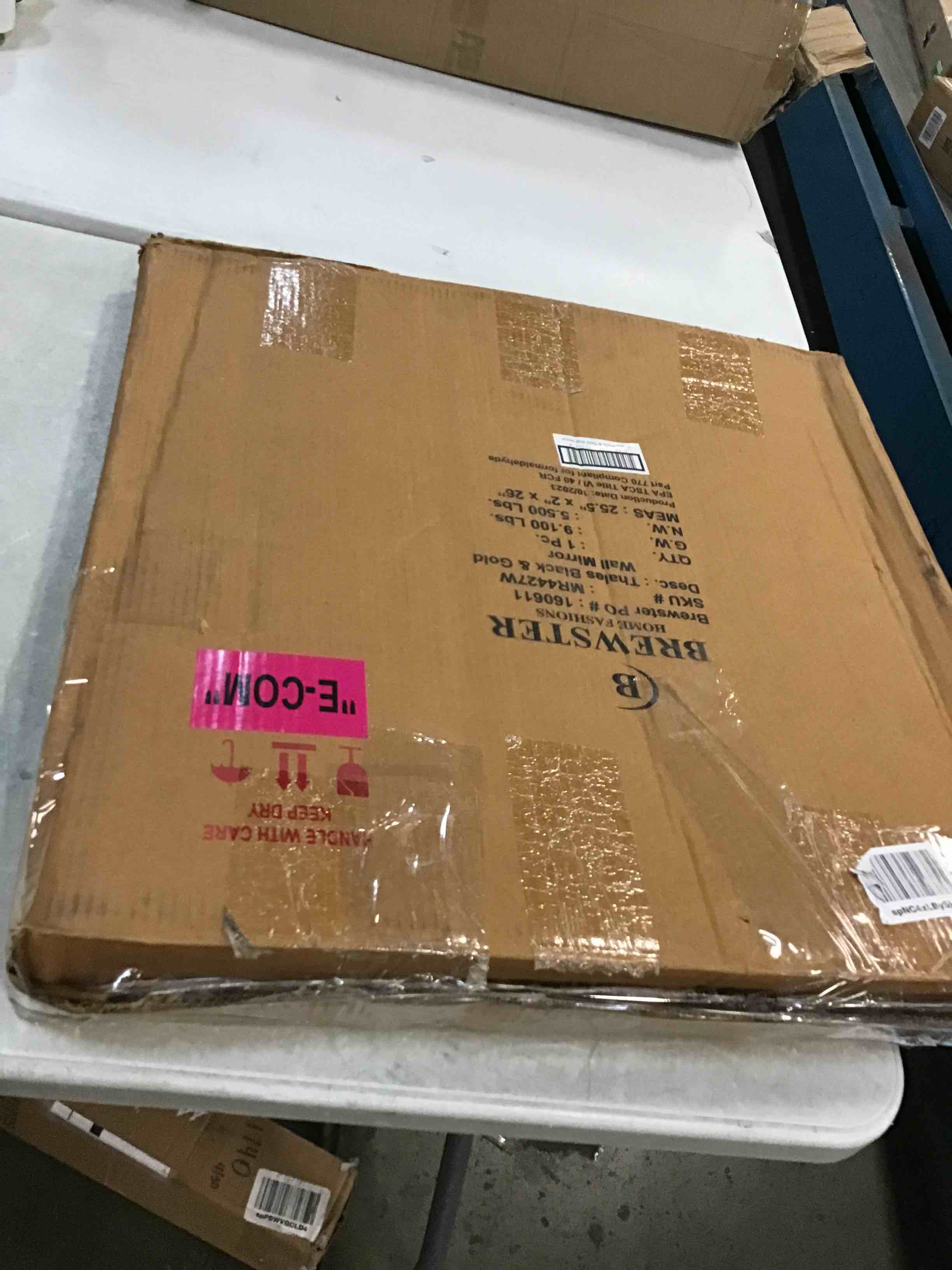 https://s3.amazonaws.com/lotting-images-prod/bidfta/BLU5710801_1716639655235.jpeg