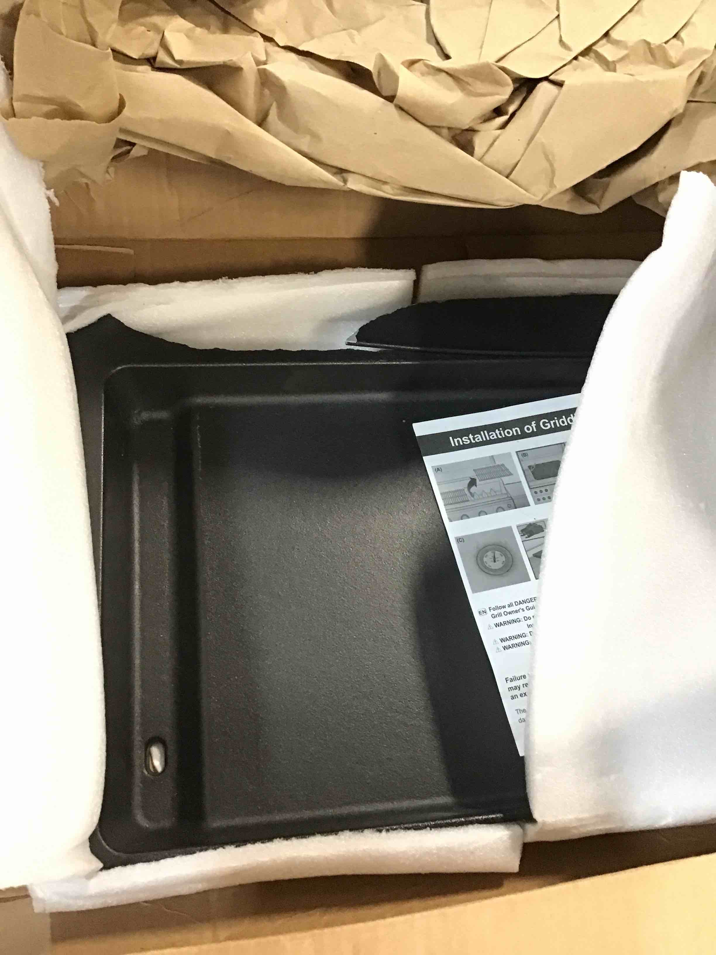 https://s3.amazonaws.com/lotting-images-prod/bidfta/BLU5710815_1716640828191.jpeg