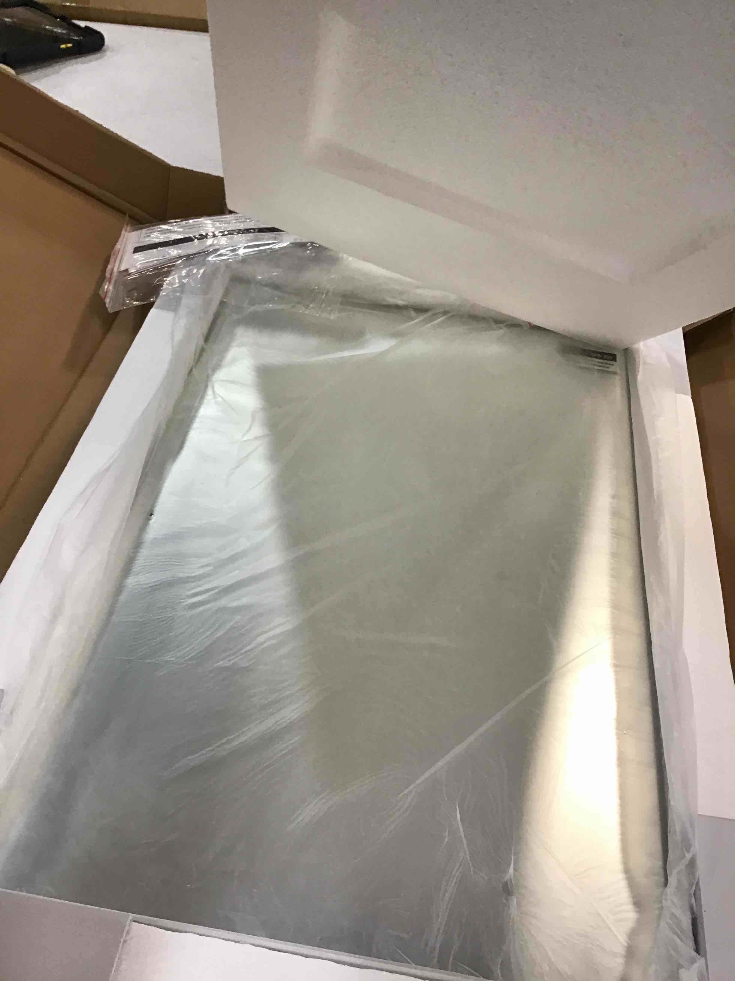 https://s3.amazonaws.com/lotting-images-prod/bidfta/BLU5710823_1716641924521.jpeg